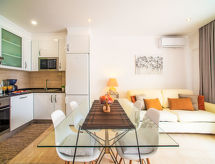 Knus appartement aan zee in centrum Armação de Pêra, 120m van strand - thumbnail 4