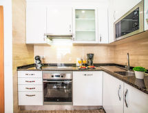 Knus appartement aan zee in centrum Armação de Pêra, 120m van strand - thumbnail 3