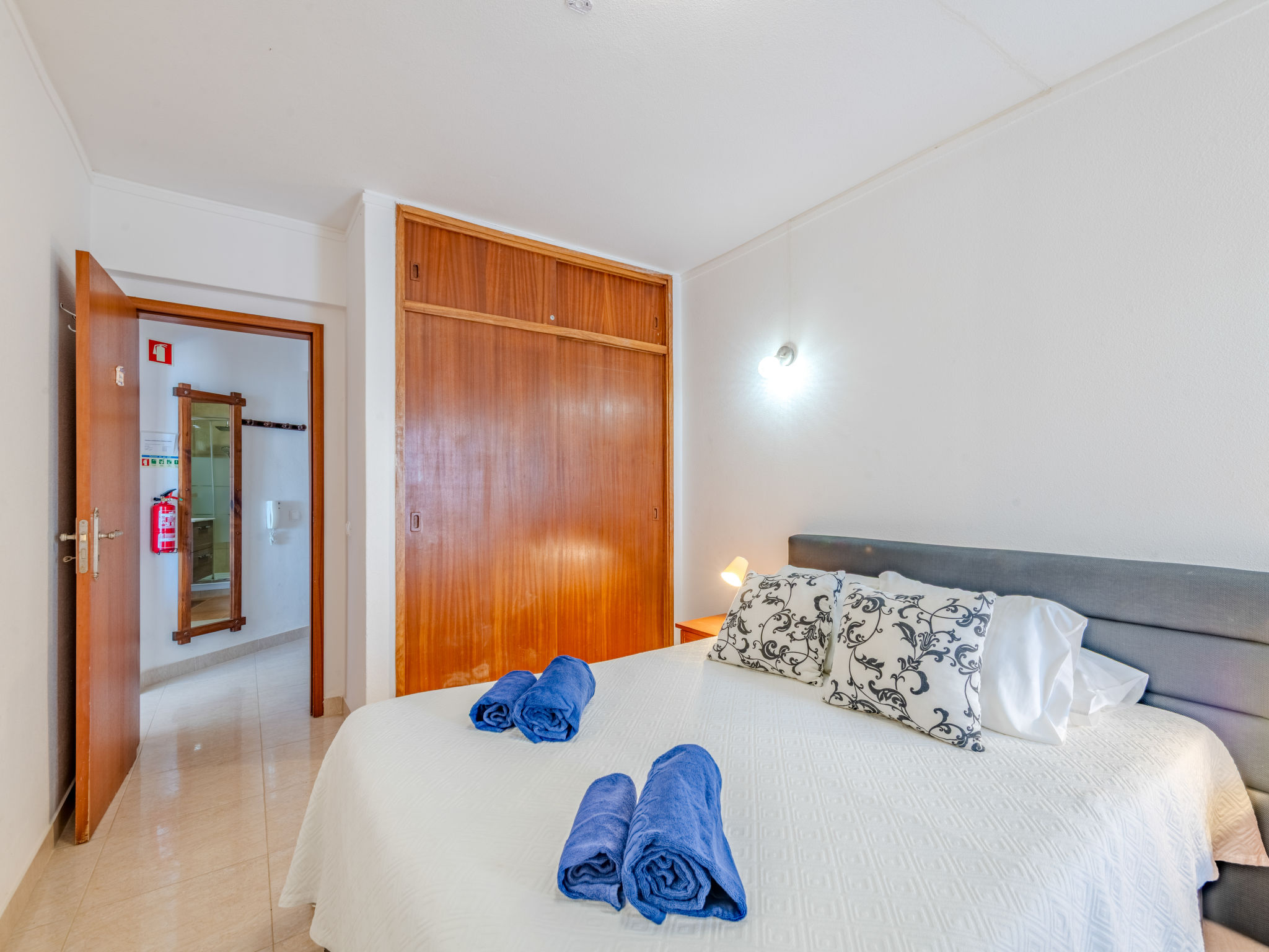 Excellent seafront & seaview - Dedans