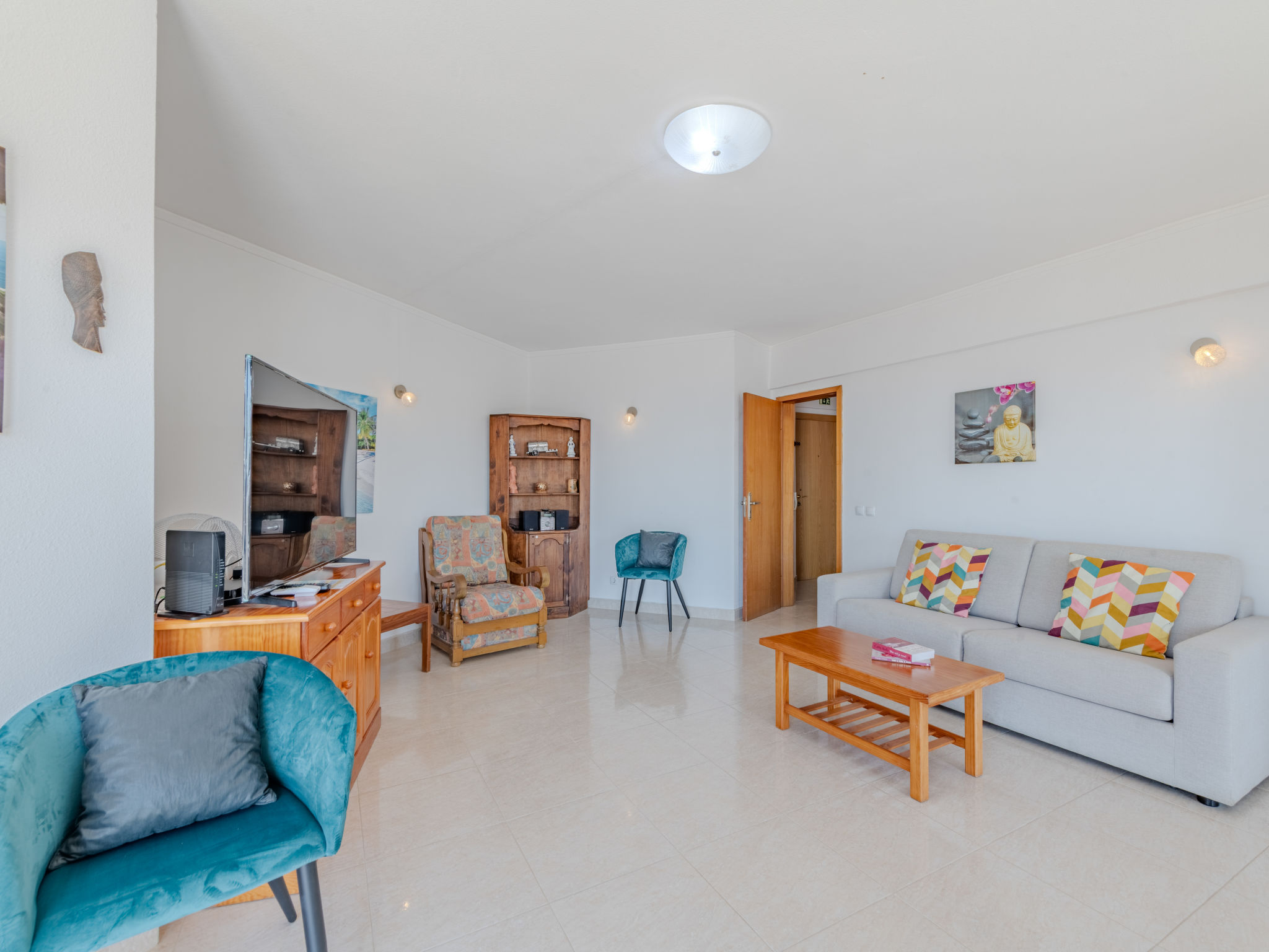 Excellent seafront & seaview - Dedans