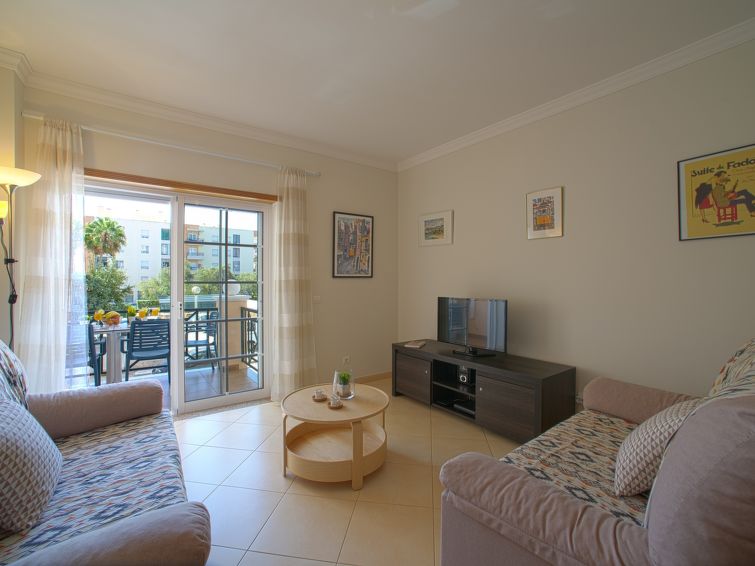 Op 800 m van zee: Ruim appartement Sunny Beach Treasure in Armação de Pêra in Armação de Pêra