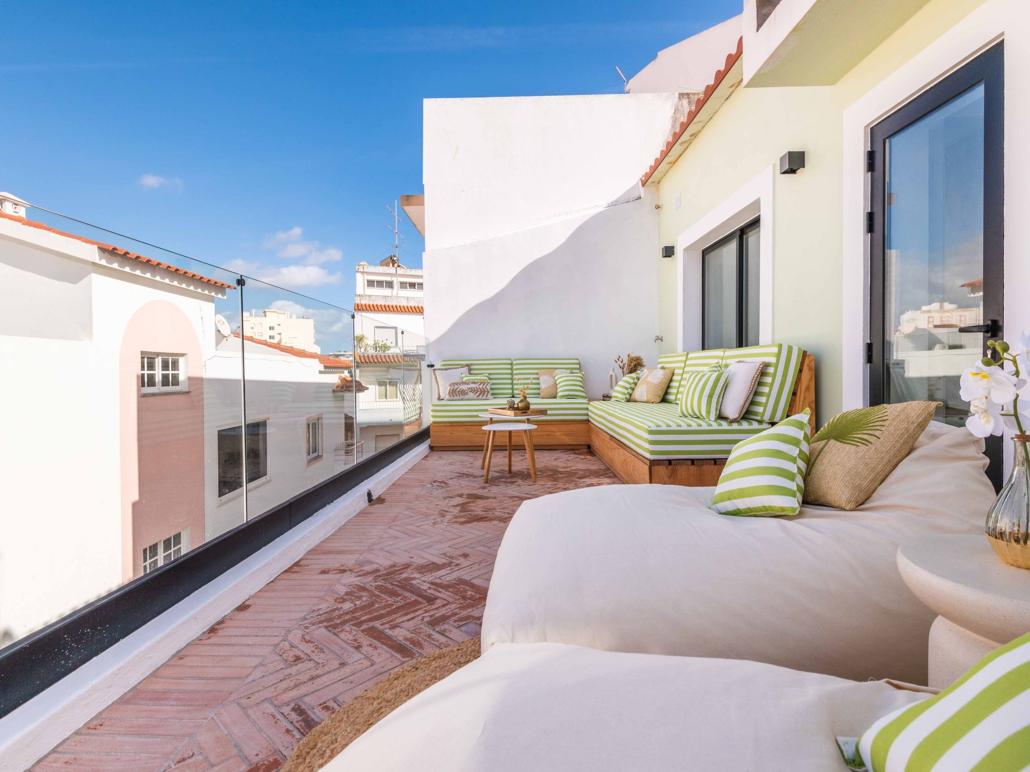 Haus "Beach Retreat" direkt am Strand Accommodation in Armacao de Pera