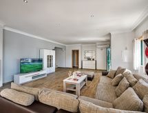 Moderne vrijstaande villa met privézwembad nabij Silves voor 12 personen - thumbnail 6