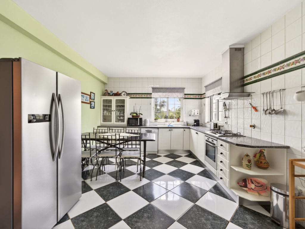 Monte Meco — Kitchen / Dining Room
