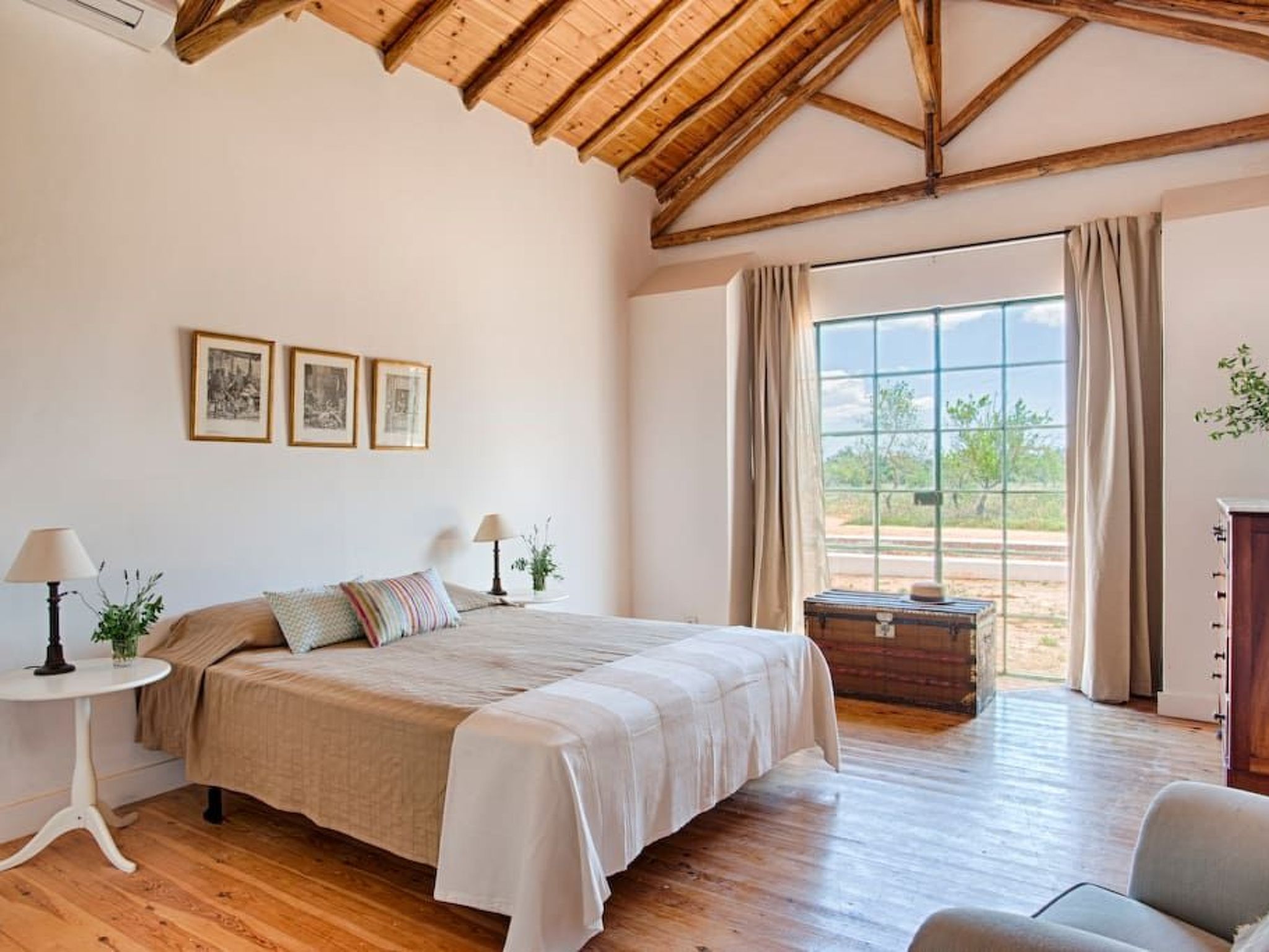 Photo of Ferienvilla mit Garten, Grill und Terrasse