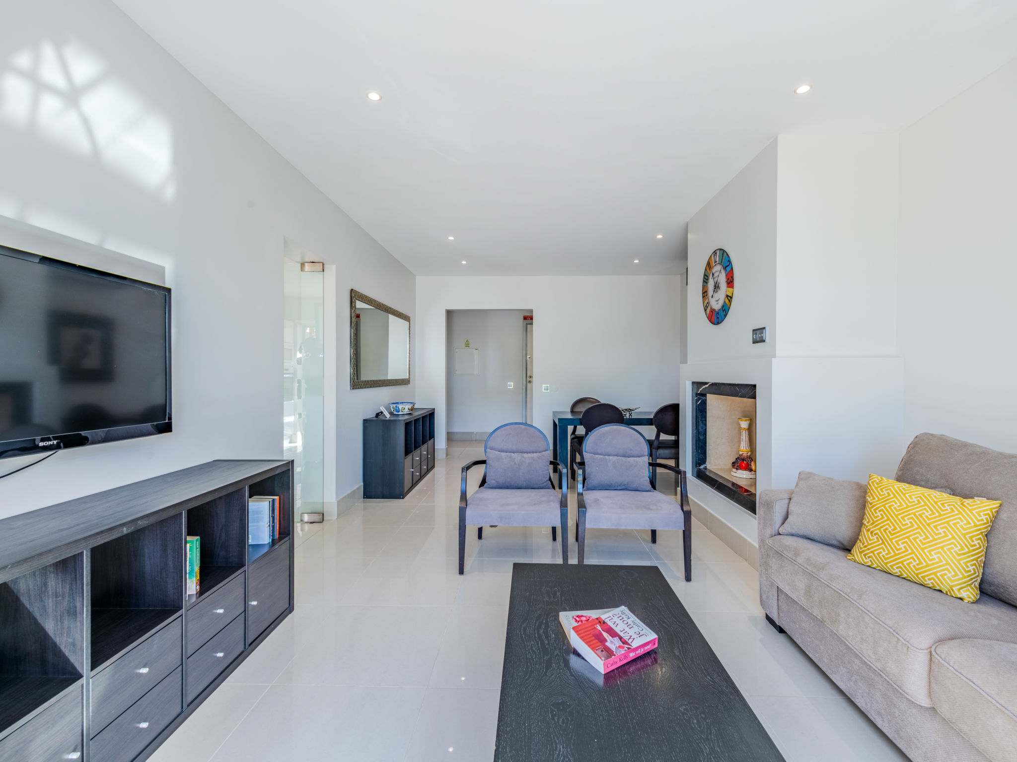 Pine Hills Rubi - Binnen