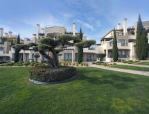 Apartamento Pine Hills Pérola
