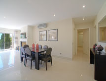 Apartamento Pine Hills Turquesa