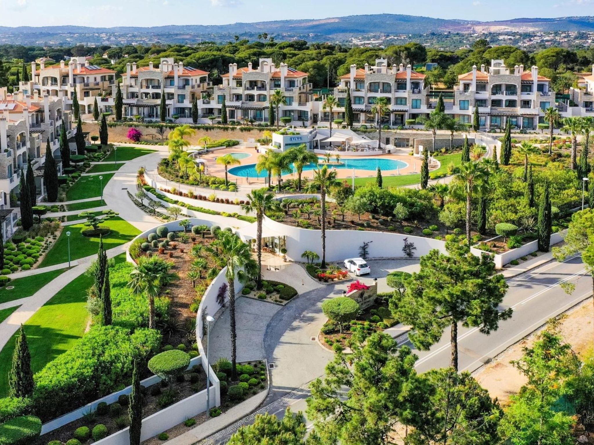 Photo of Pine Hills Cristal