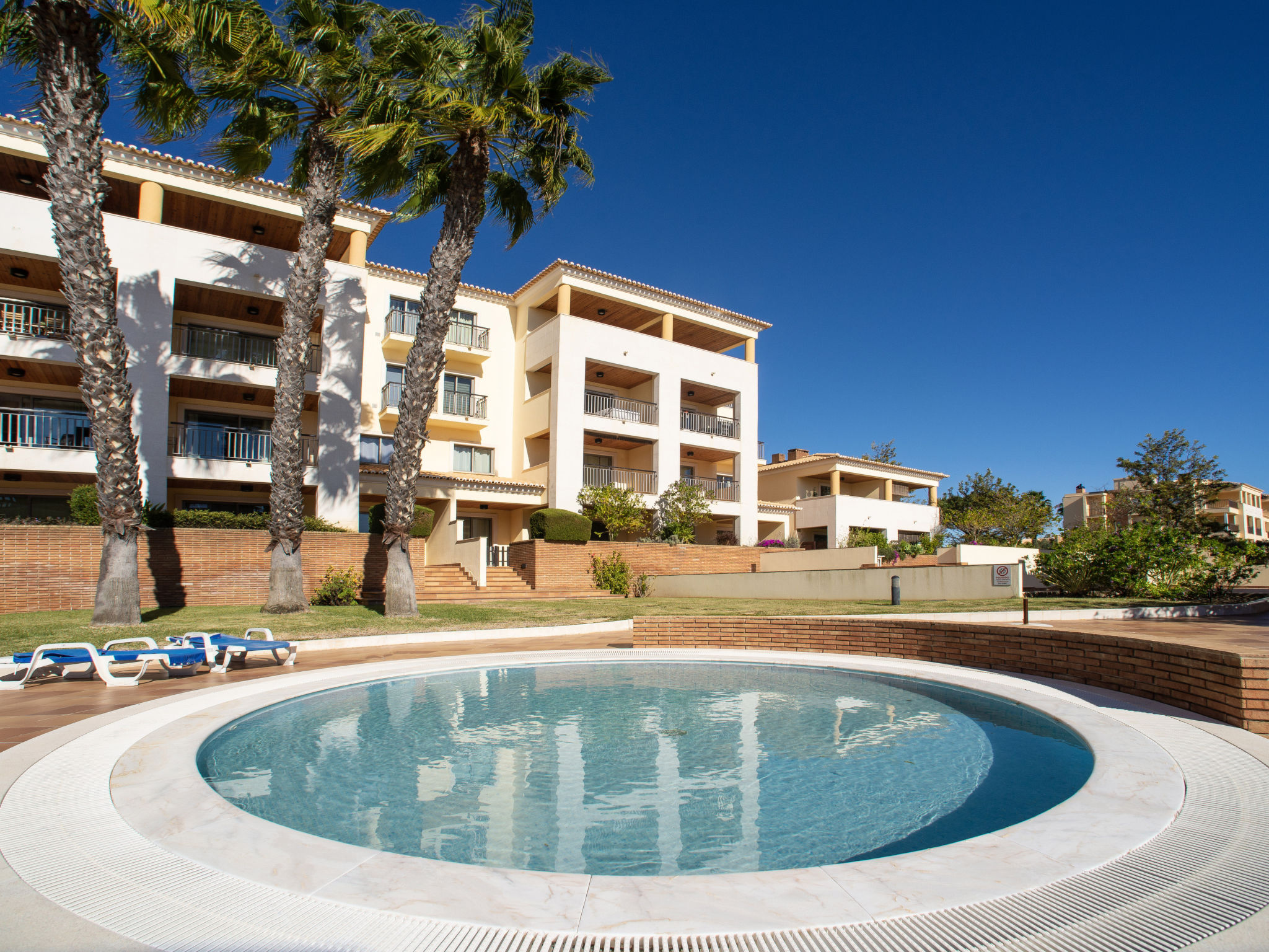 Photo of Vilas Mouriscas