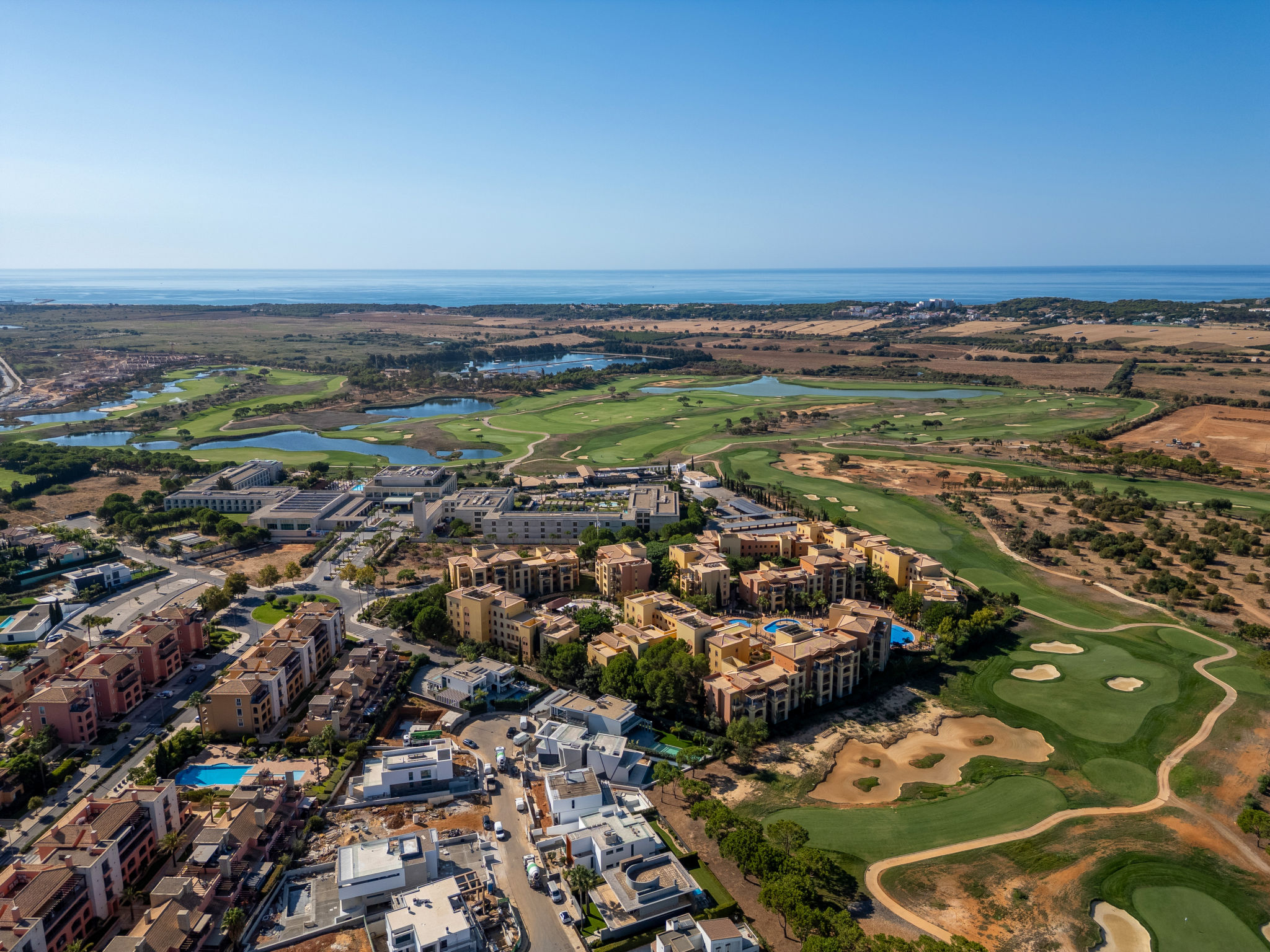 The Residence at Victoria-Buiten