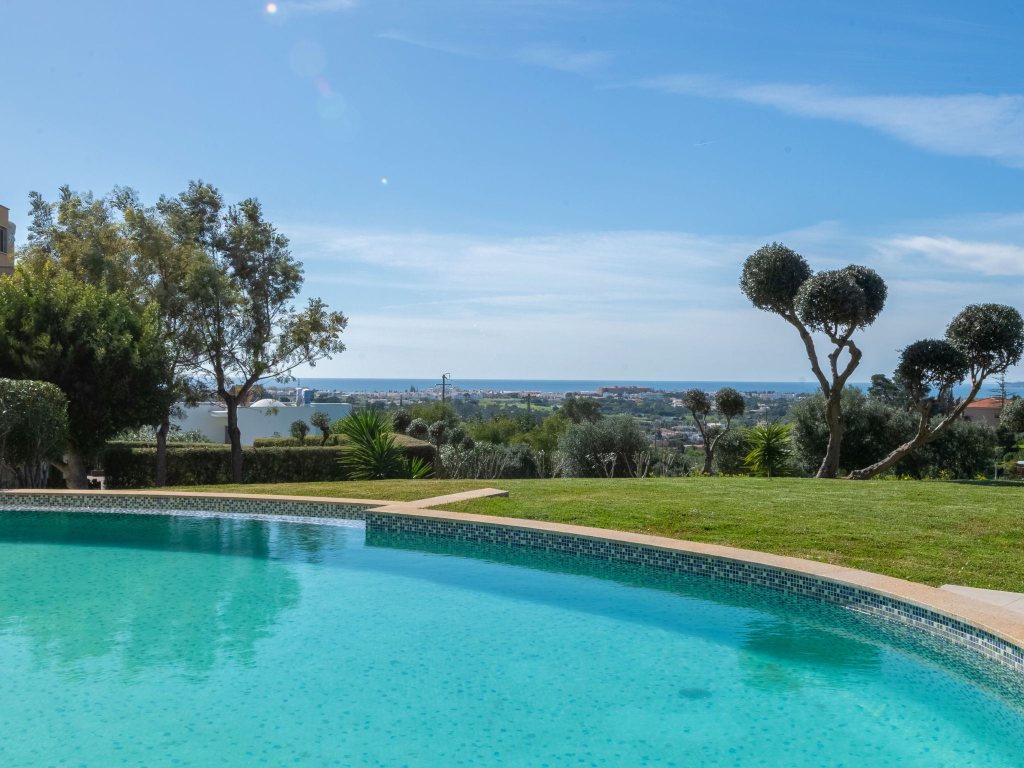 Photo of Colina View