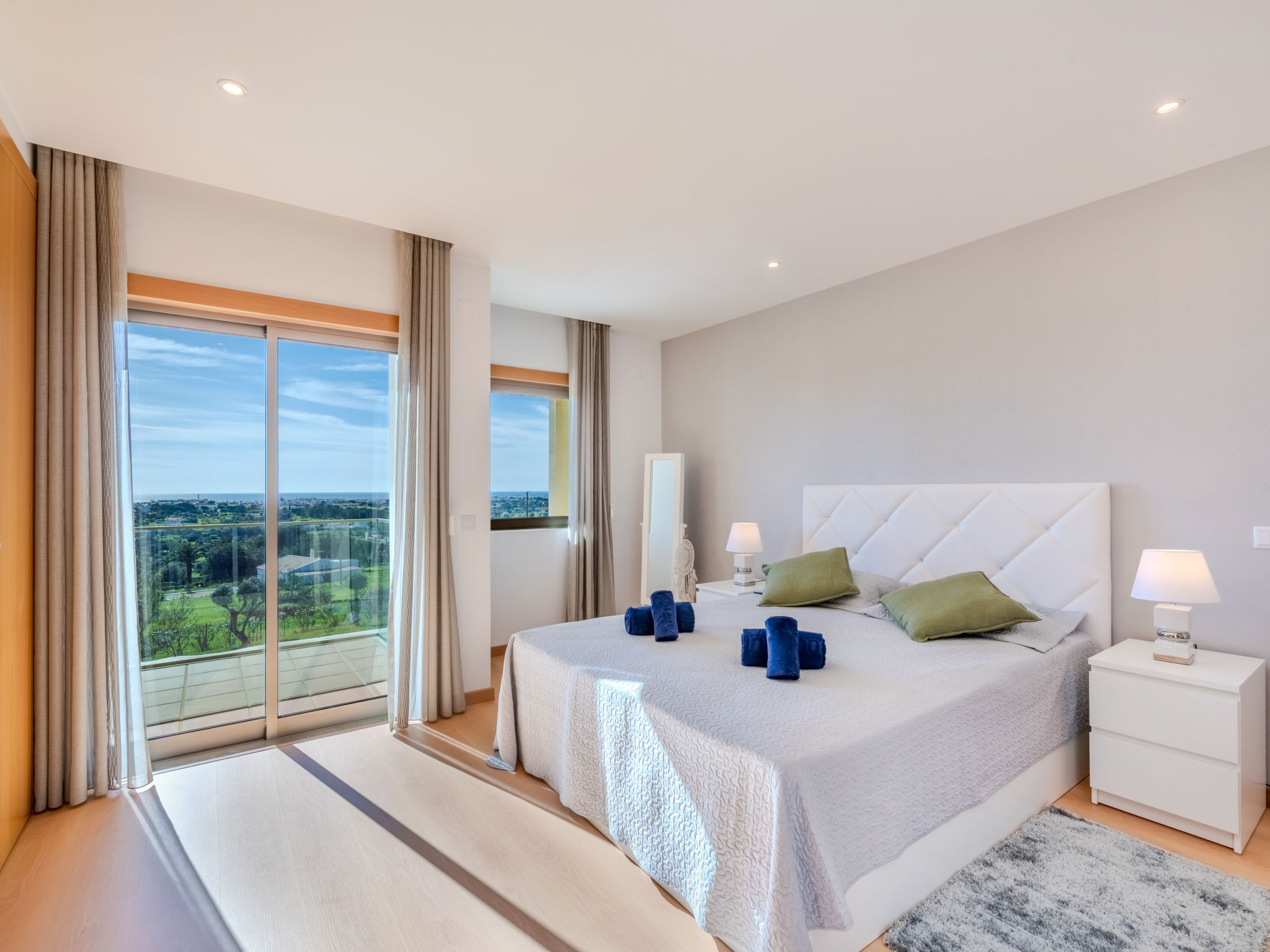 Photo of Colina View