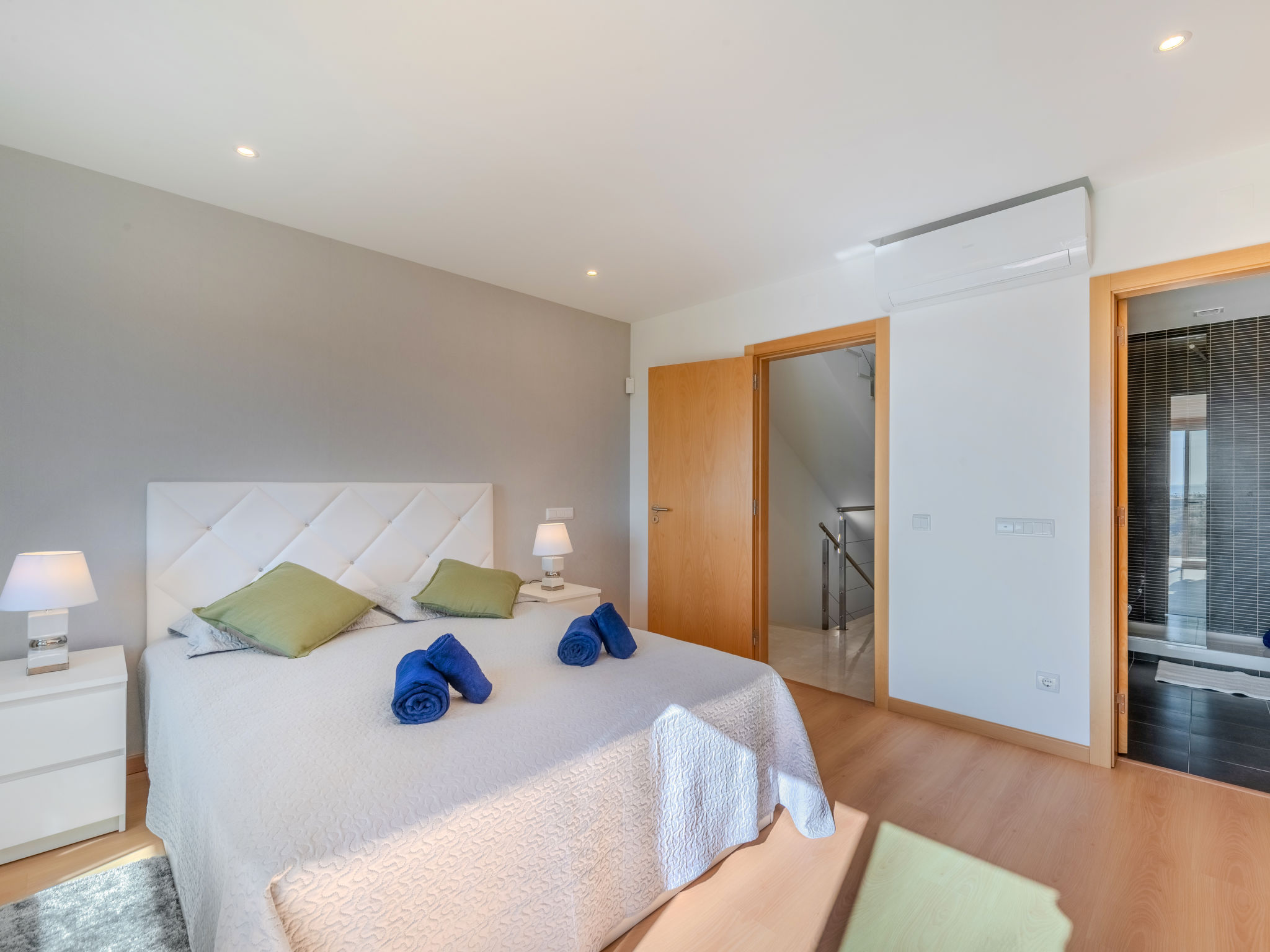 Photo of Colina View