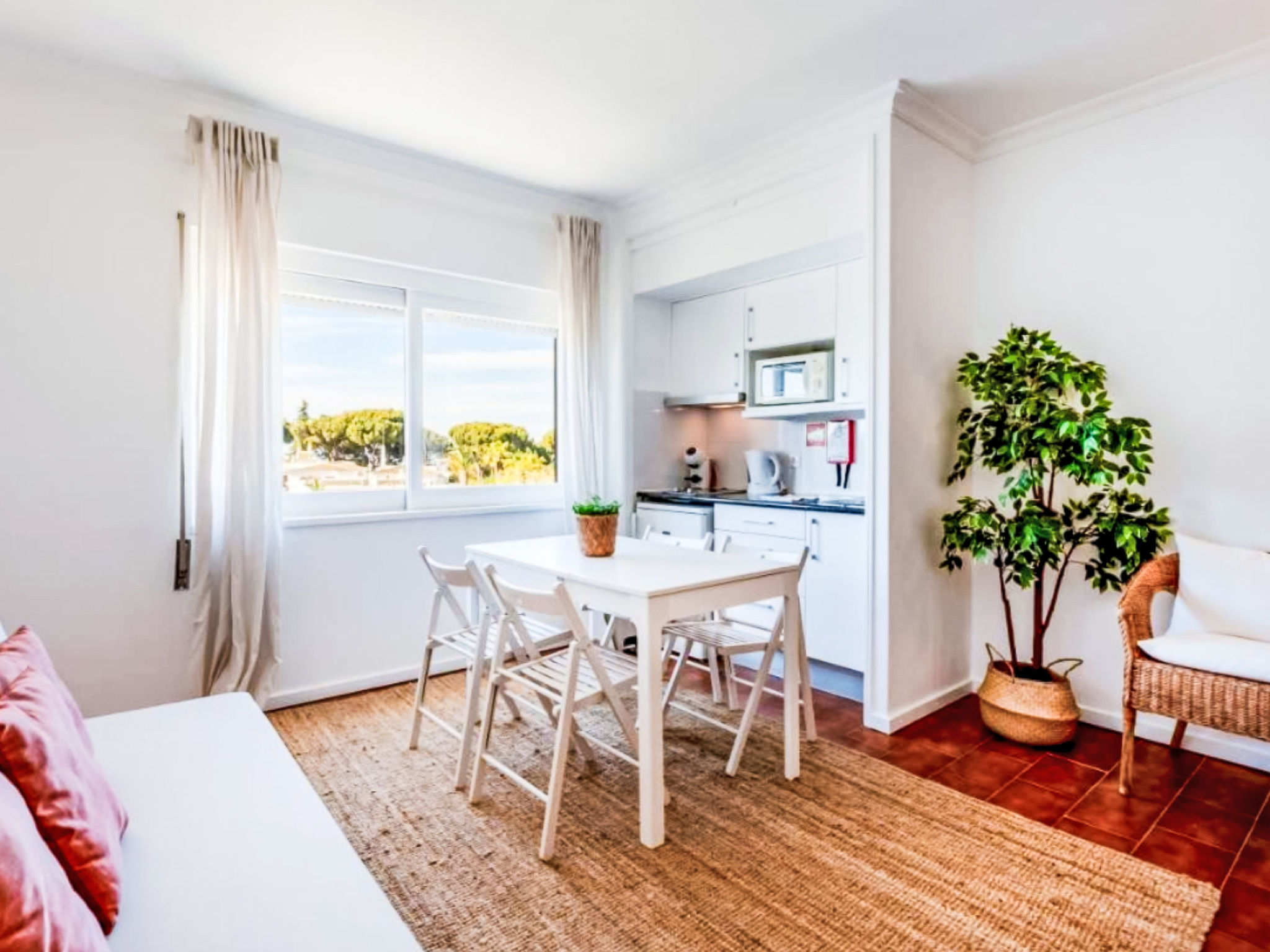 Photo of Studio 54 - Sunny Way