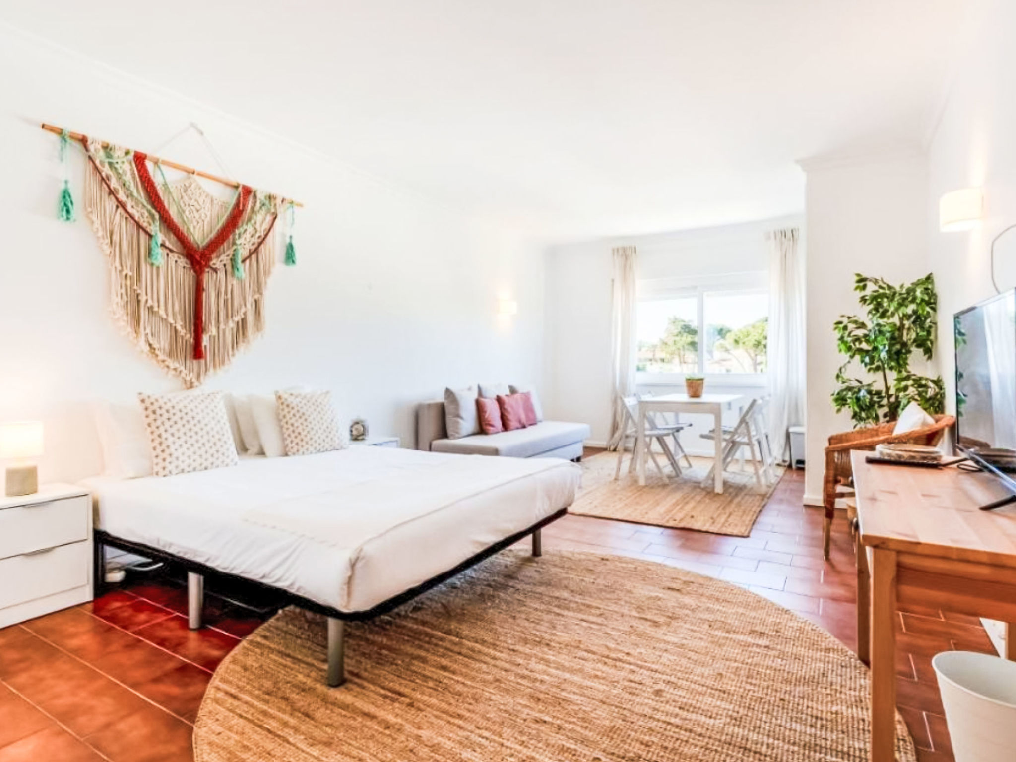 Photo of Studio 54 - Sunny Way