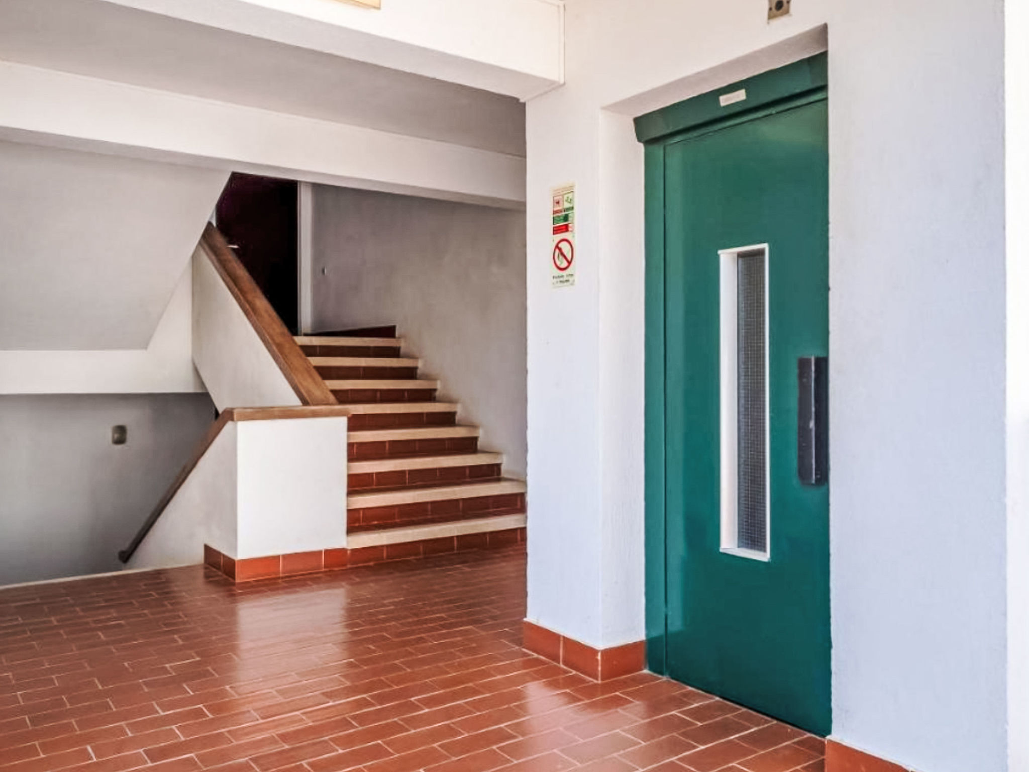 Photo of Studio 54 - Sunny Way