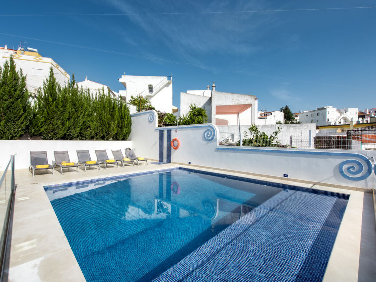 Cristal Accommodation in Albufeira