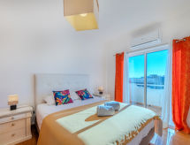 Villa Camélias VIP: Ruim vakantiehuis met verwarmd zwembad nabij Albufeira - thumbnail 5