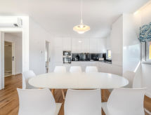 Licht appartement in Albufeira, 450 meter van Praia dos Alemães - thumbnail 2