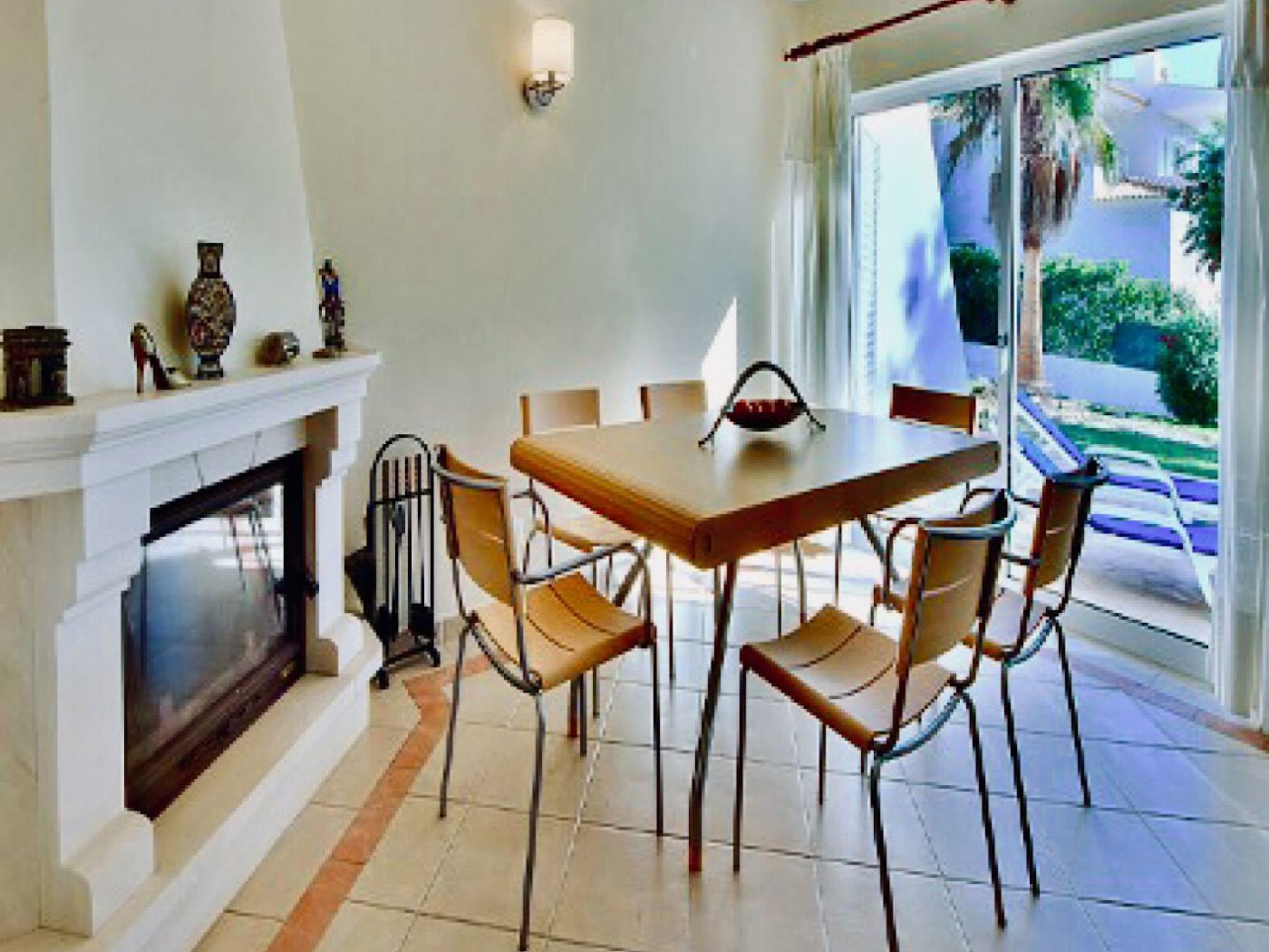 Mit Whirlpool-Drinnen