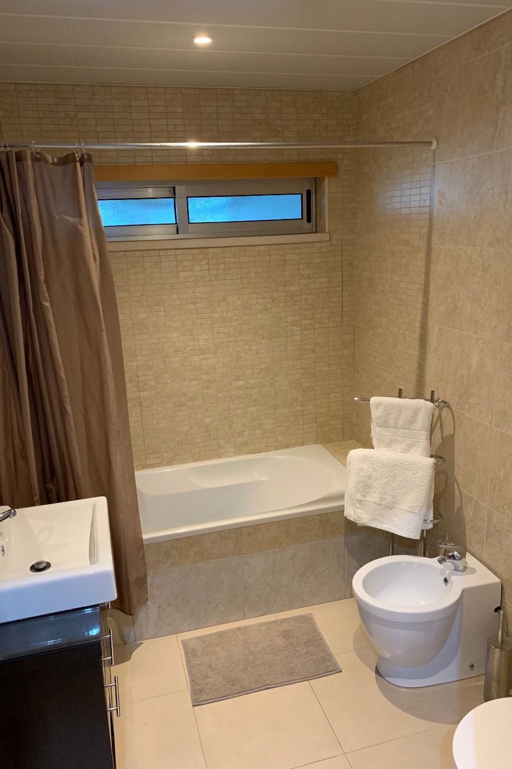 Photo of Neue Wohnung in Albufeira mit Großem Balkon