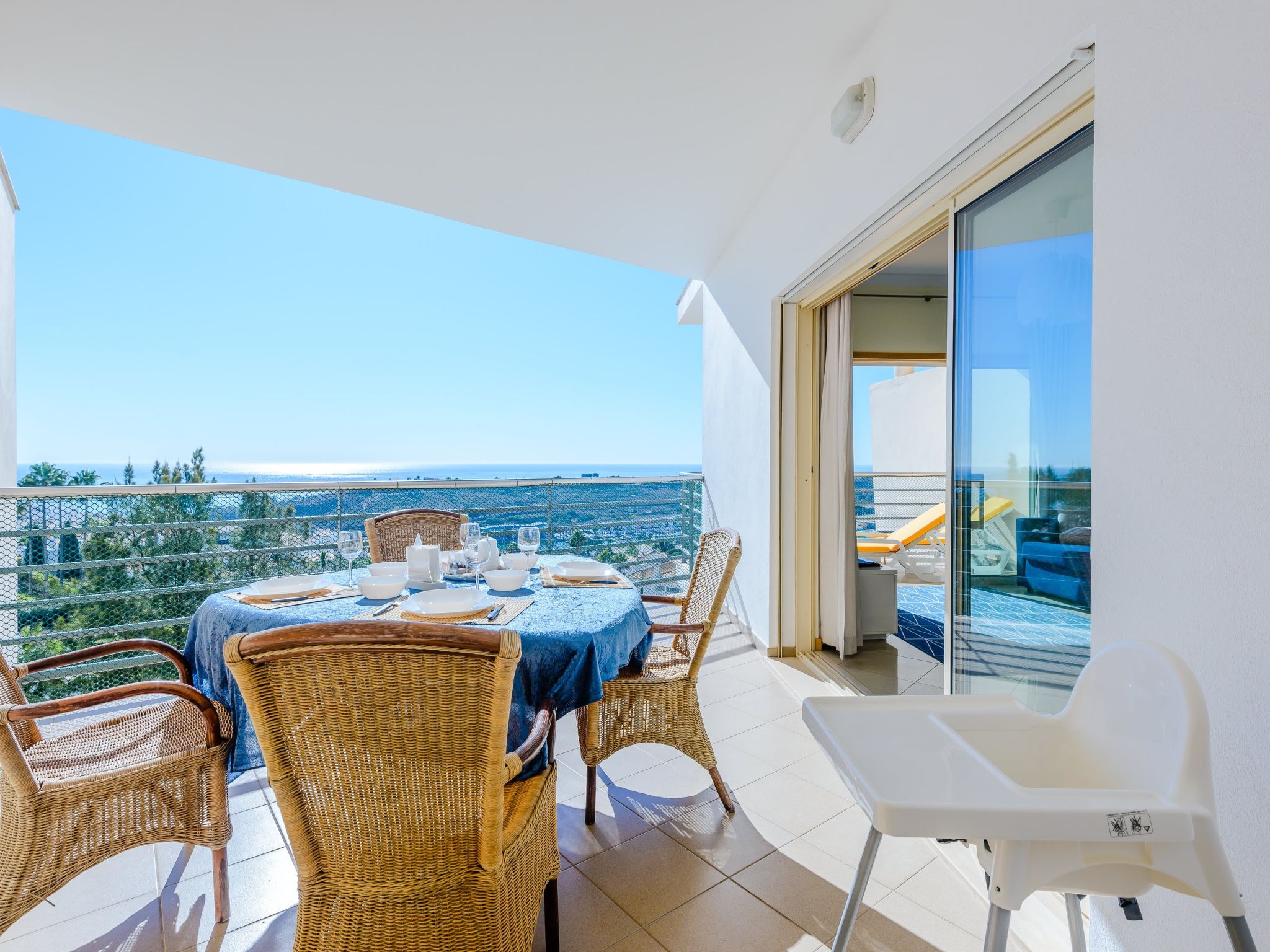 "Blue" mit Infinity Pool-Image-tags.info