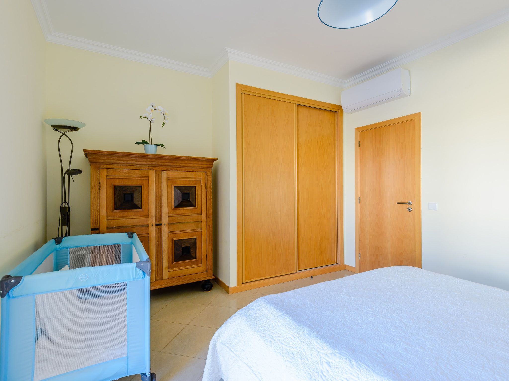 "Blue" mit Infinity Pool-Image-tags.info