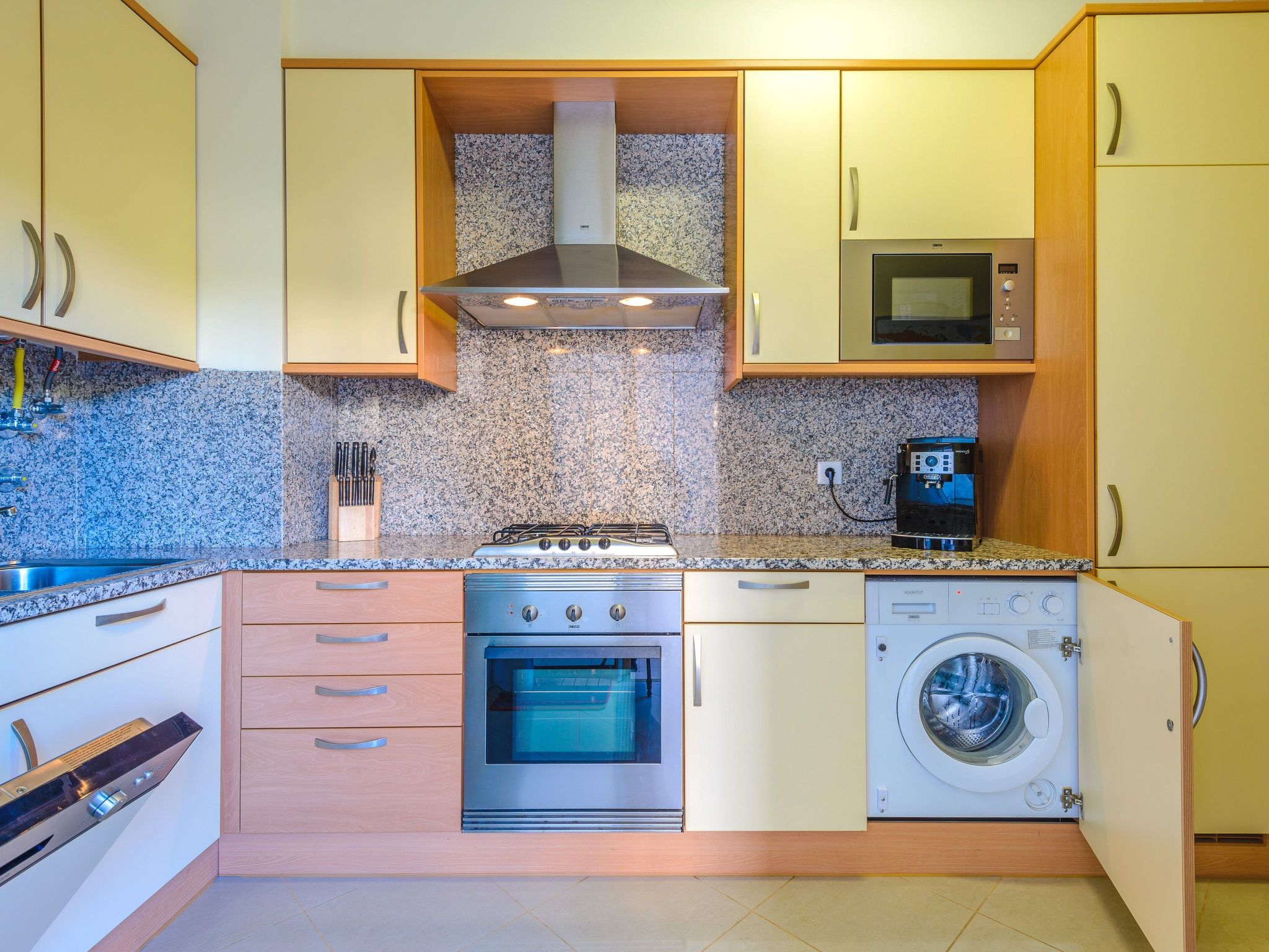 "Blue" mit Infinity Pool-Image-tags.info