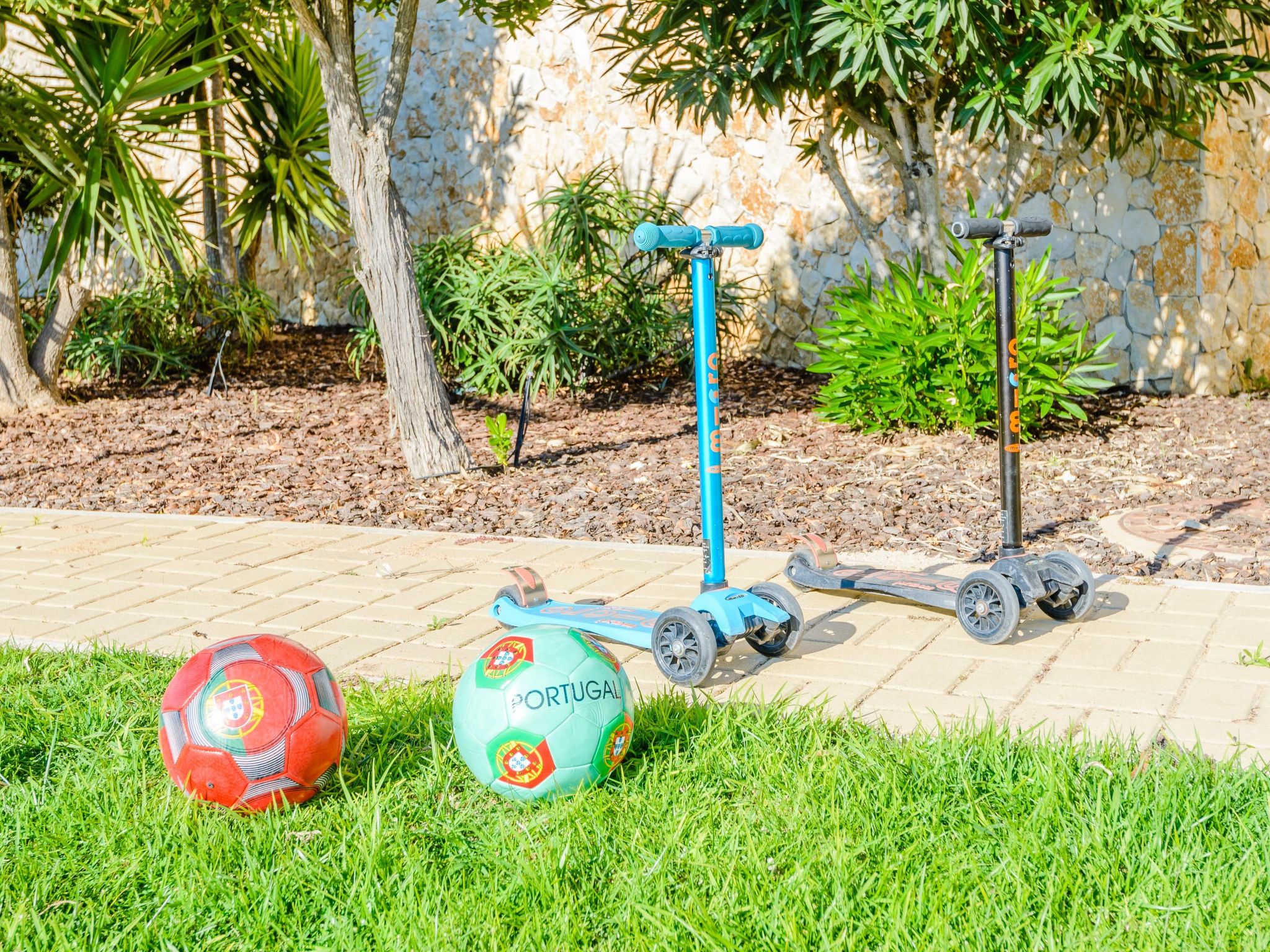 "Blue" mit Infinity Pool-Image-tags.info