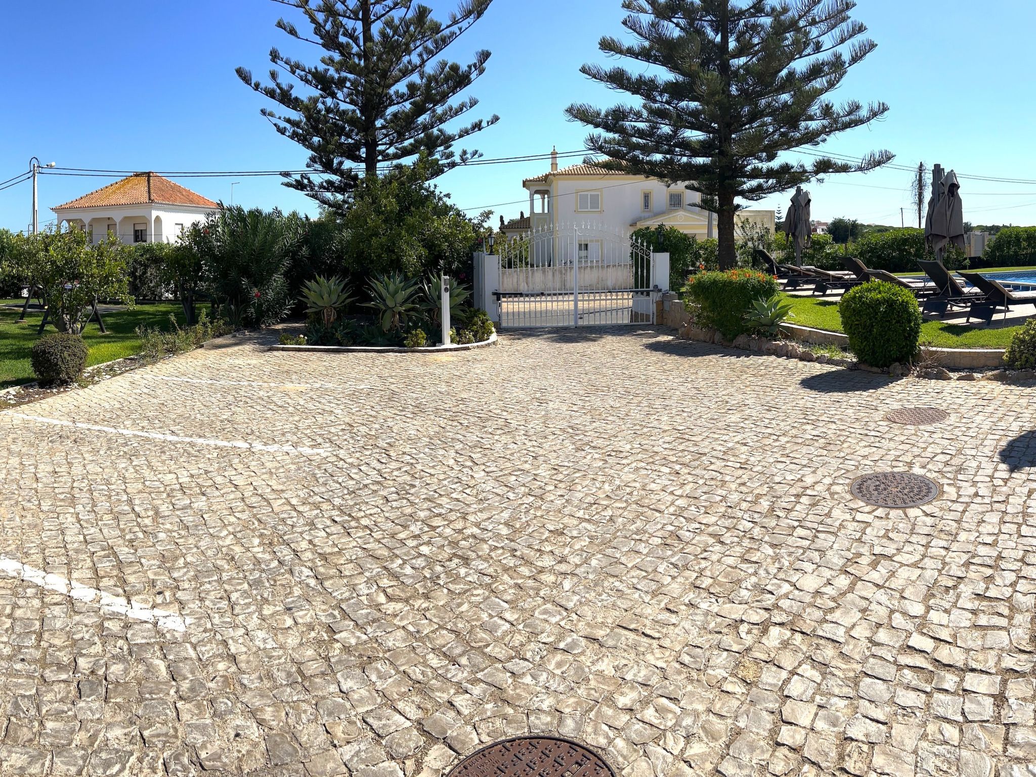 Photo of Casa da Horta CH14- Wohnung mit einem Schlafzimmer, Garten