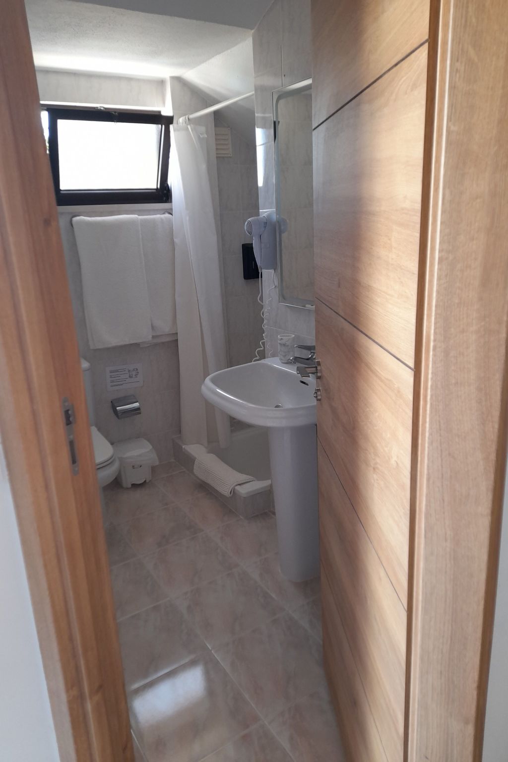 Photo of Casa da Horta CH3- Wohnung mit einem Schlafzimmer, Garten