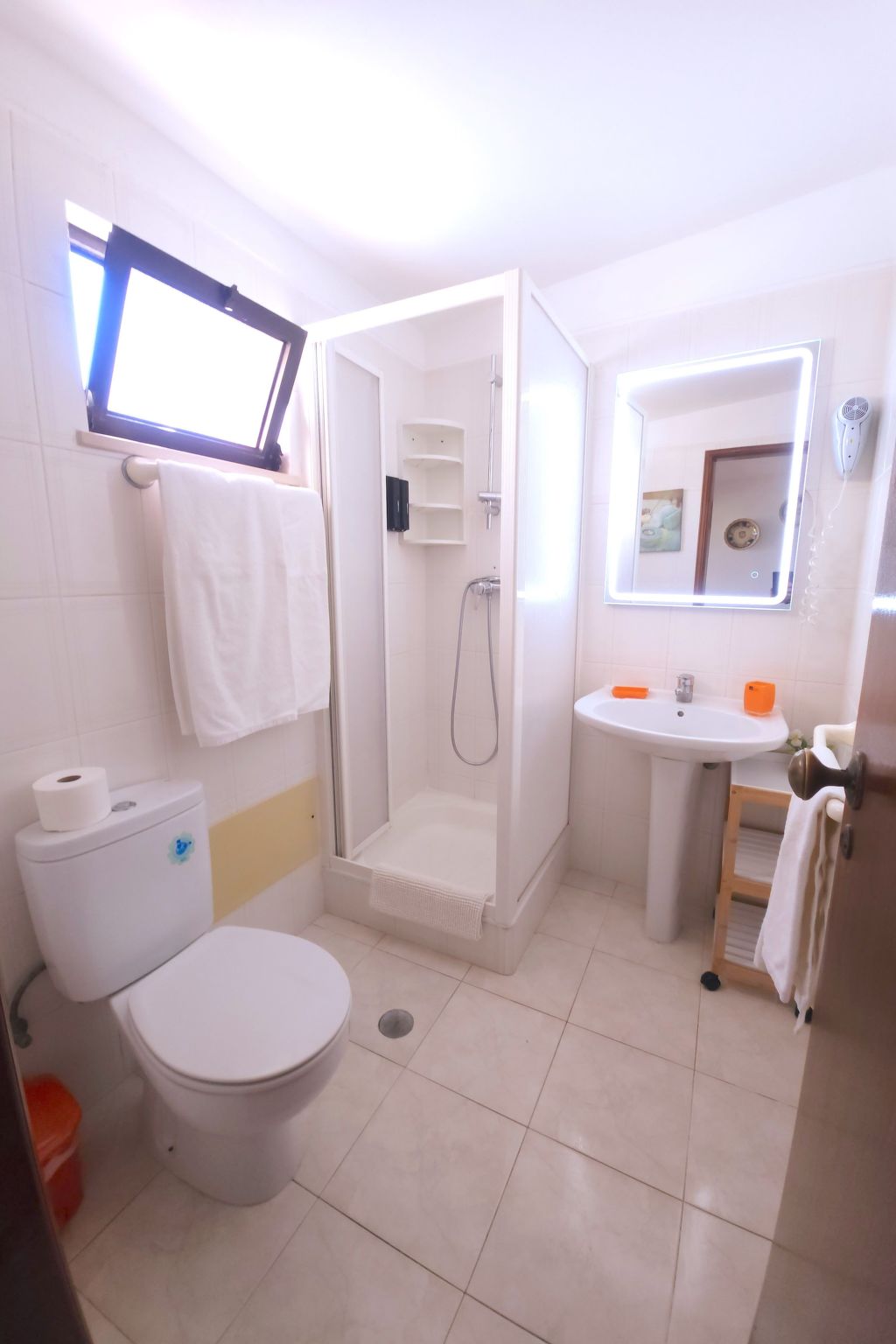 Photo of Casa da Horta CH3- Wohnung mit einem Schlafzimmer, Garten