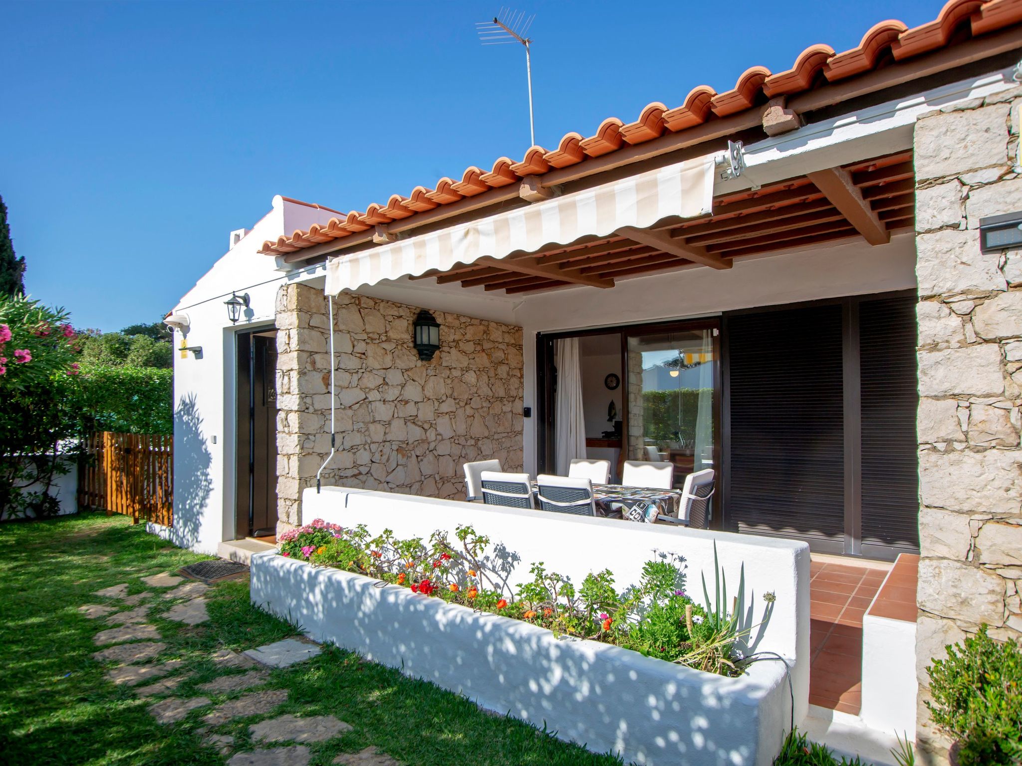 Lotus Villa 2, Albufeira-Binnen