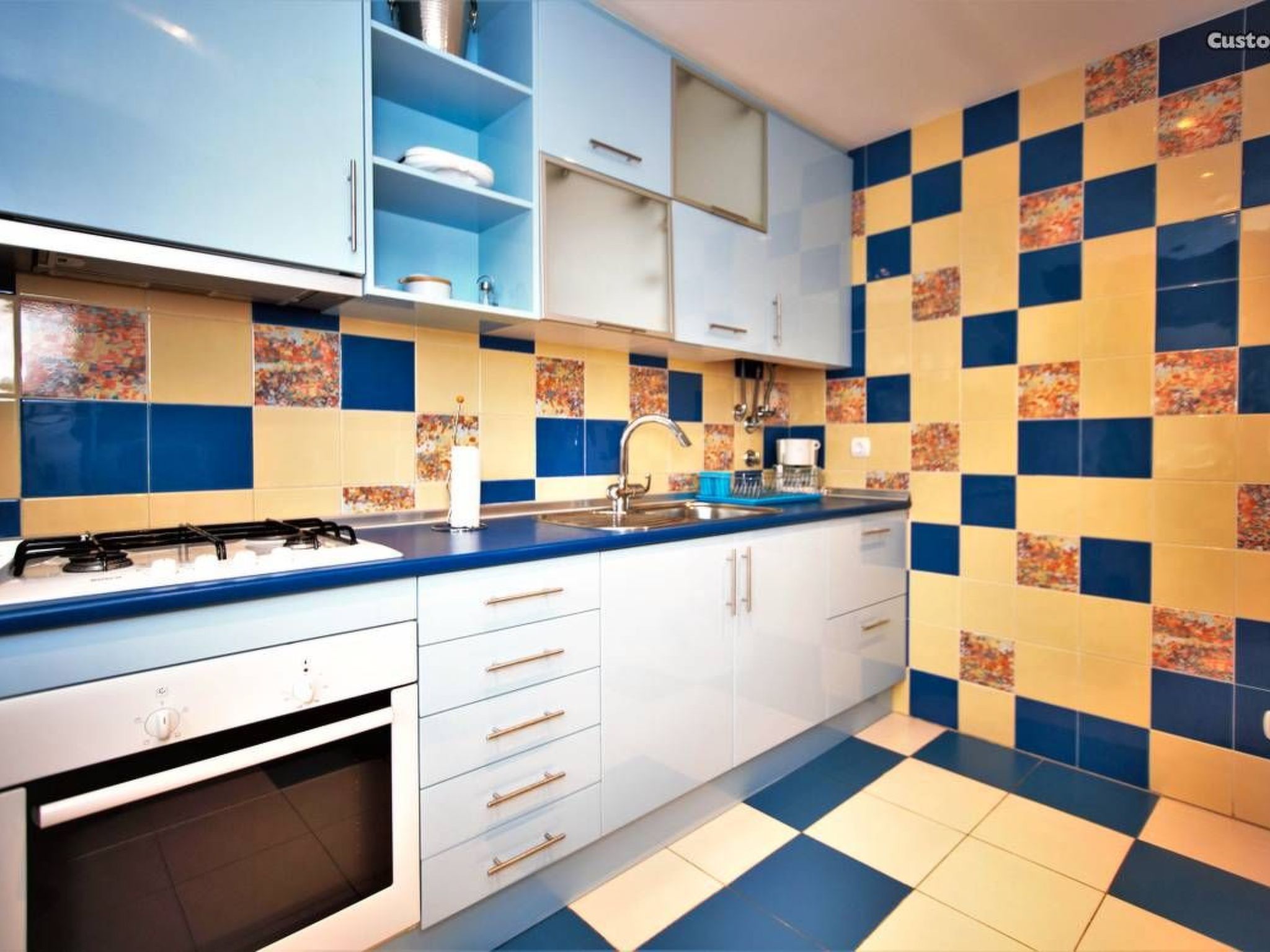 Photo of Zwei-Bett-Apartment mit großem Pool