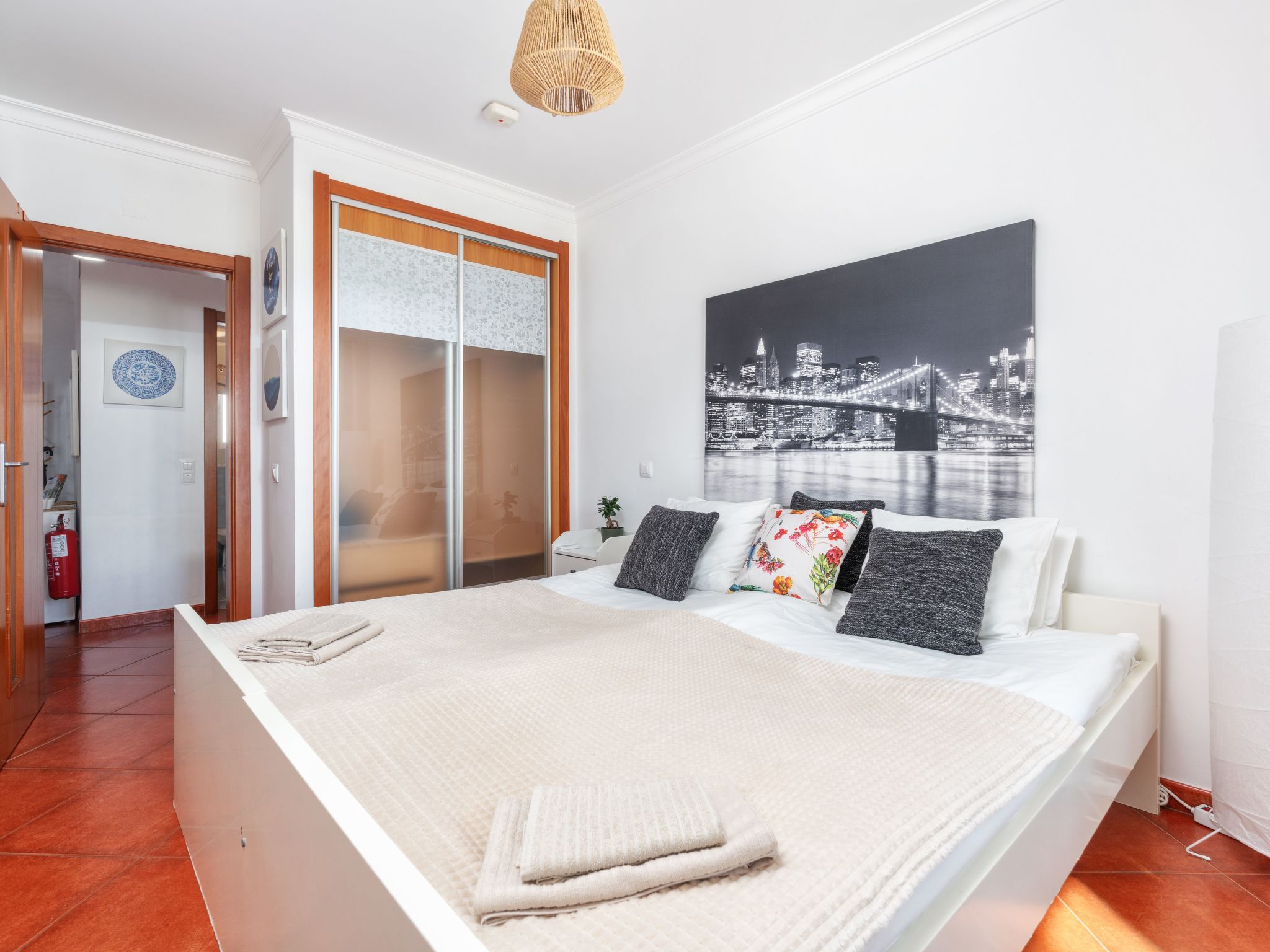 Wohnung mit Terrasse und 2 Schwimmbecken-Dedans