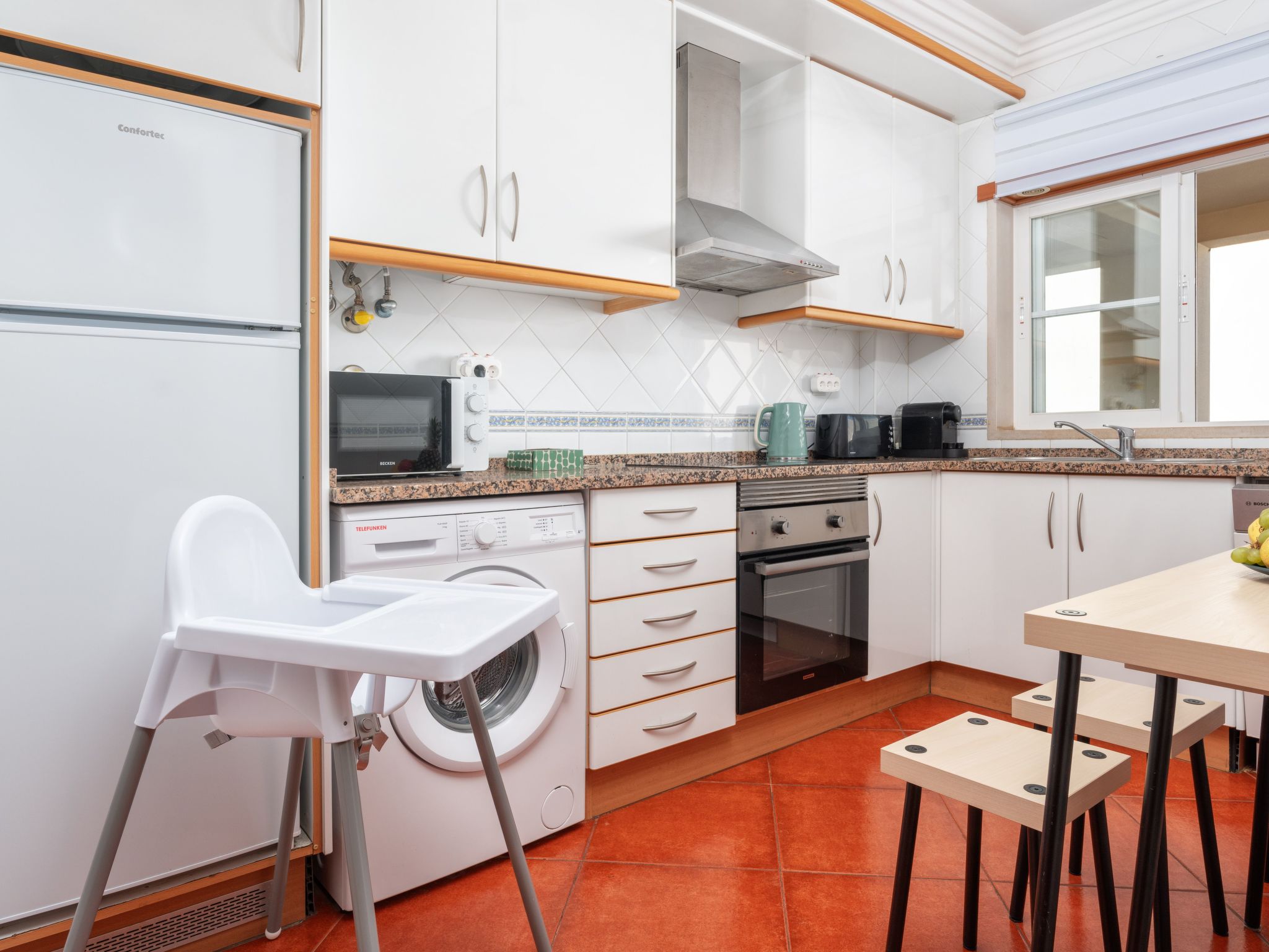 Wohnung mit Terrasse und 2 Schwimmbecken-Dedans