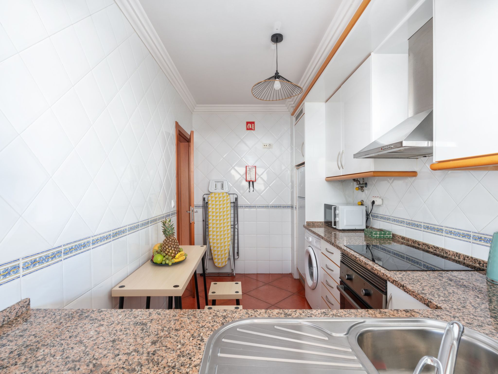 Wohnung mit Terrasse und 2 Schwimmbecken-Image-tags.info