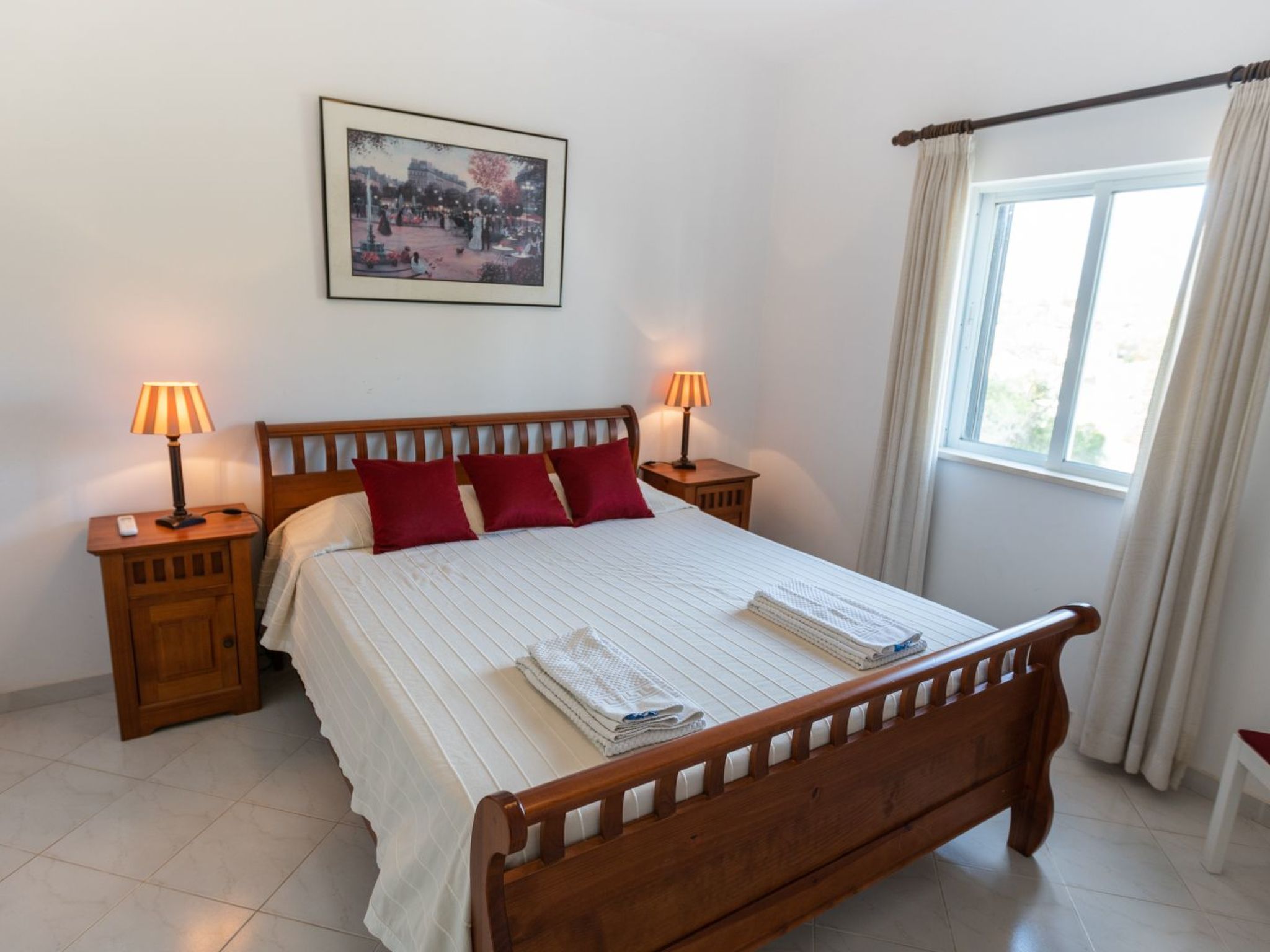 Fantastische 2-Schlafzimmer-Wohnung mit großer Terrasse-Image-tags.info