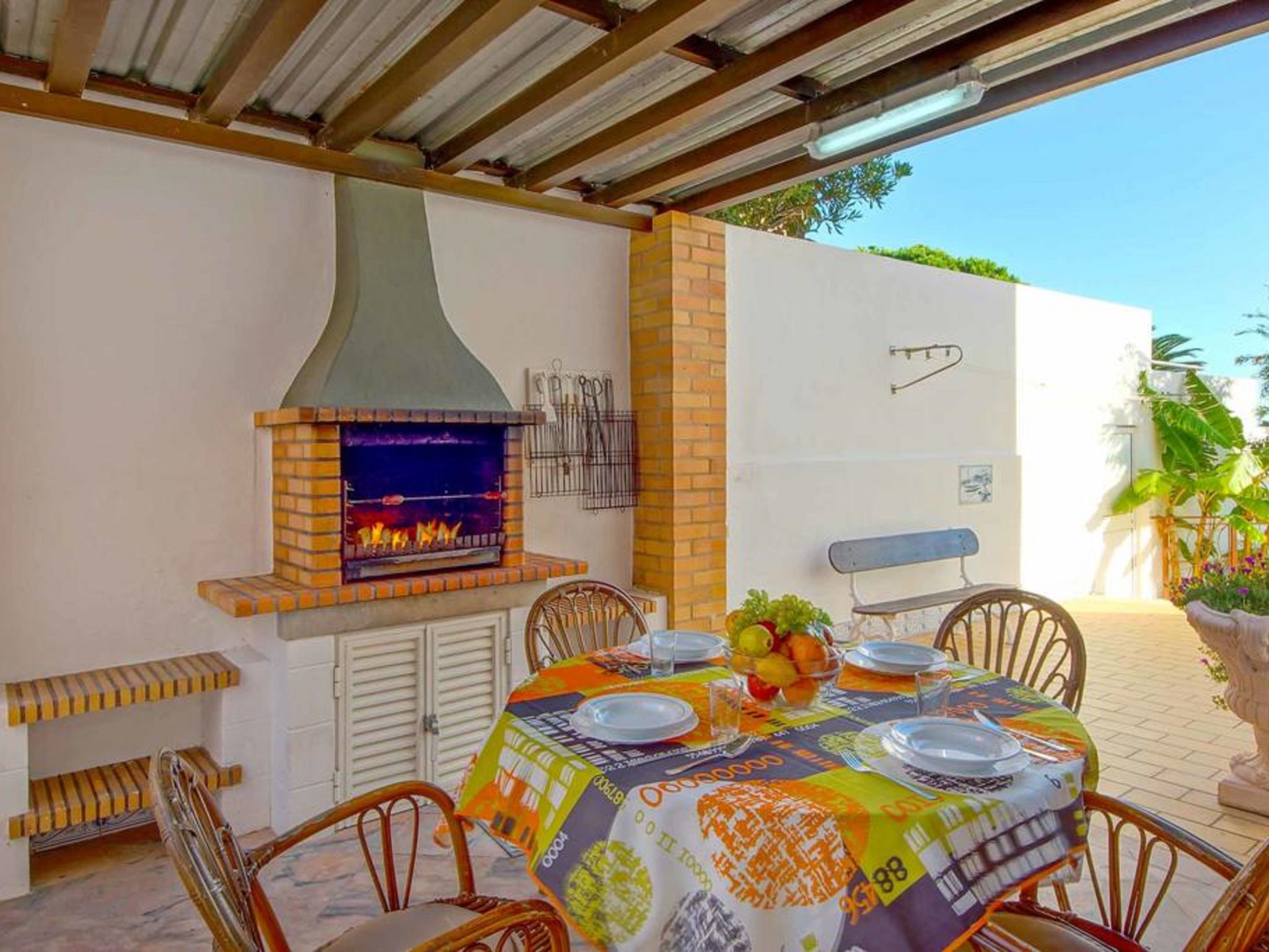 Chalet "Villa Albuar" mit eigenem Pool-Drinnen