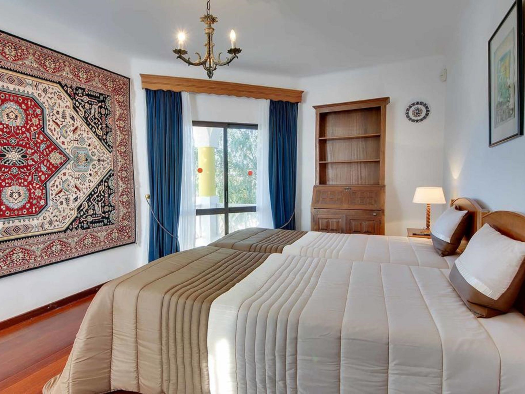 Chalet "Villa Albuar" mit eigenem Pool-Drinnen