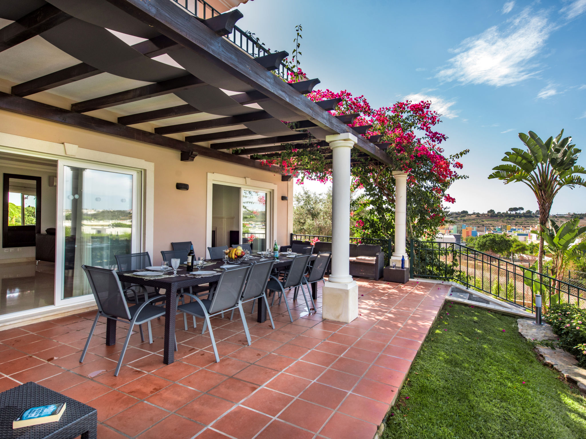 Photo of Amendoeiras