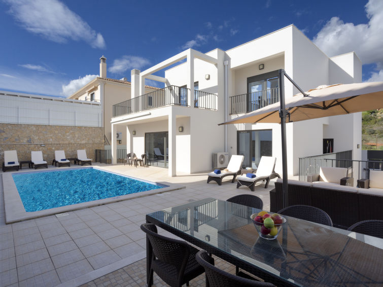 Albufeira accommodation villas for rent in Albufeira apartments to rent in Albufeira holiday homes to rent in Albufeira