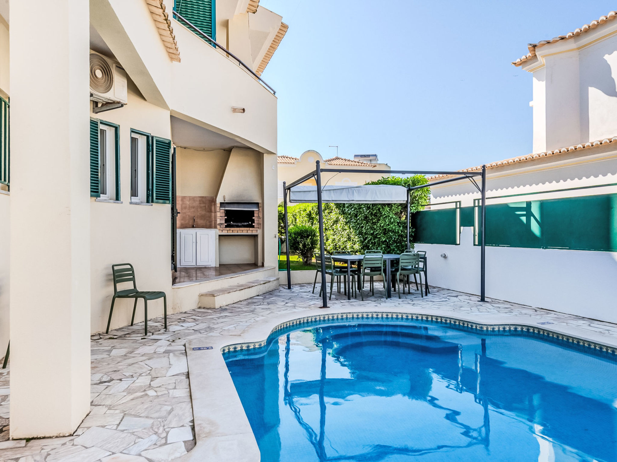 Photo of Monteiro V4 - VIP Properties