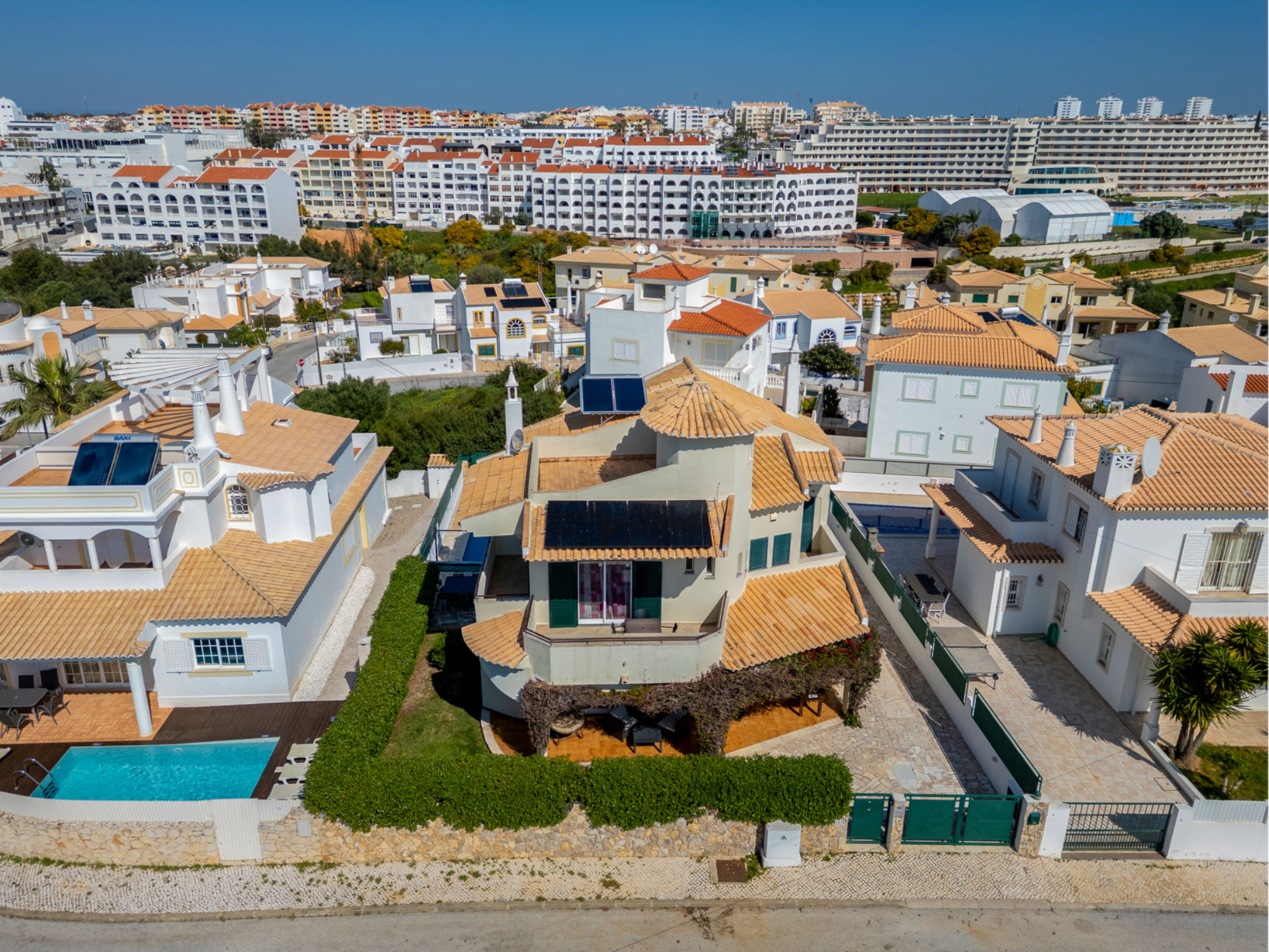 Photo of Monteiro V4 - VIP Properties