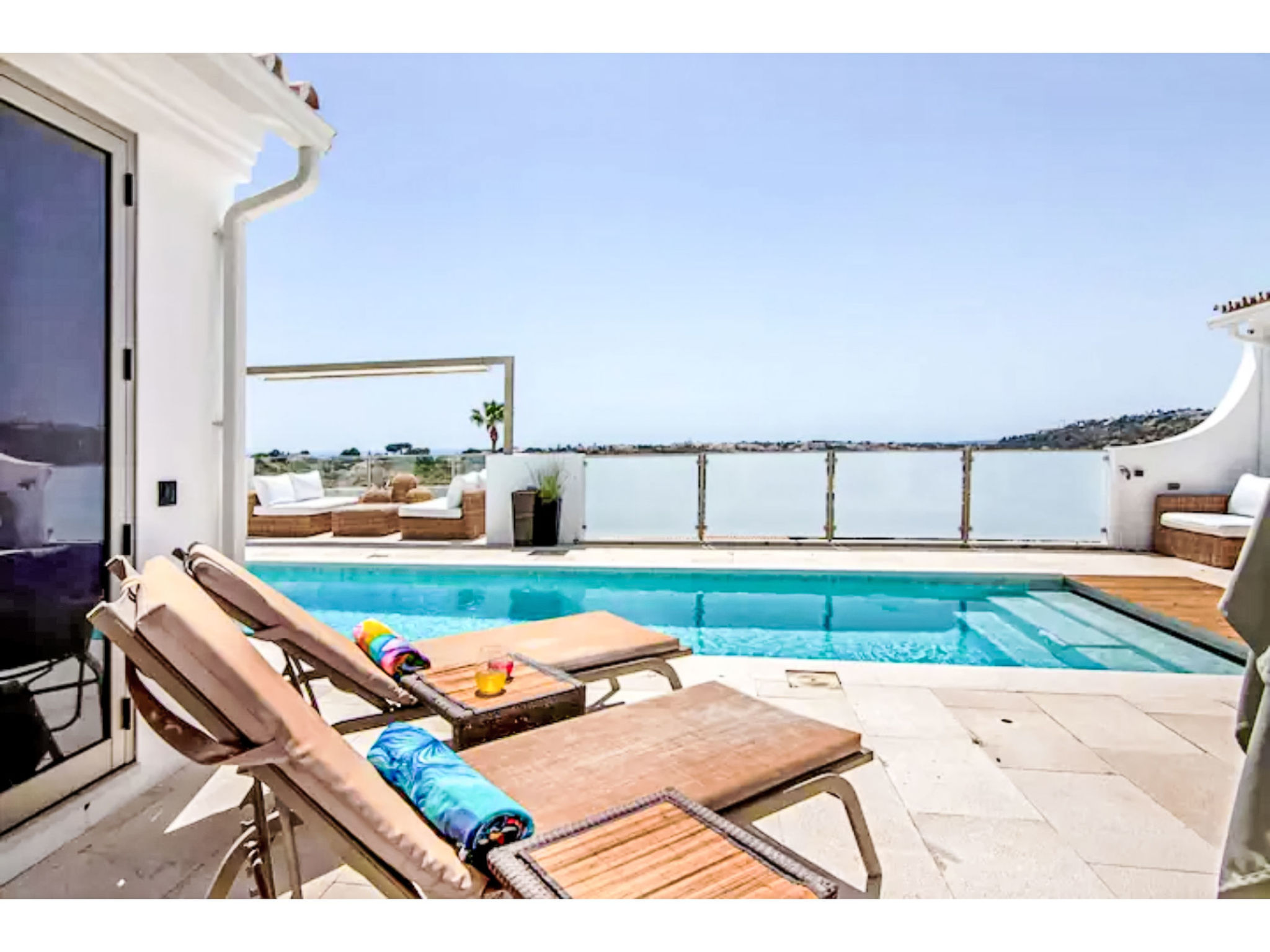 Gina - Sunny Way-Dedans