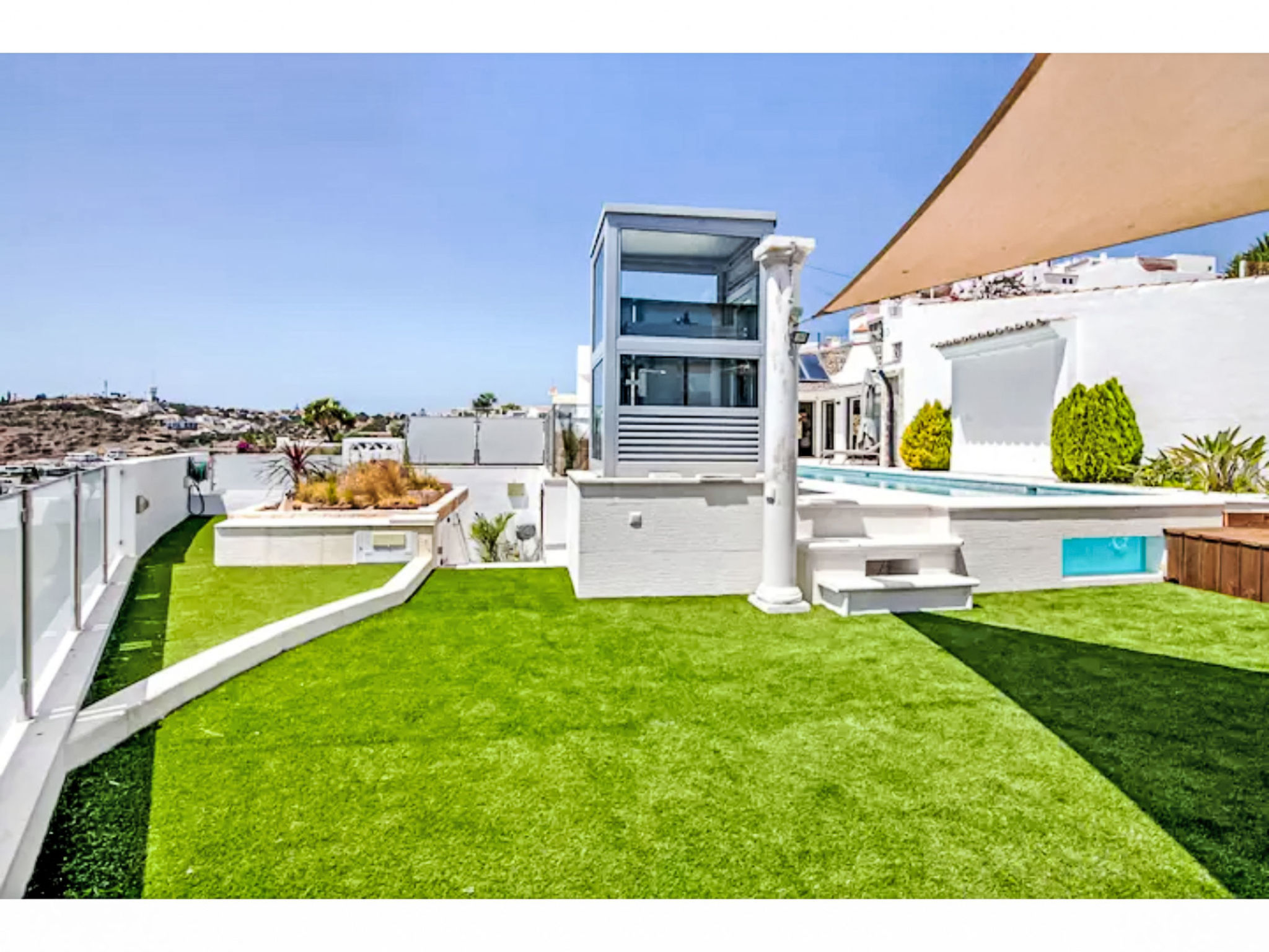 Gina - Sunny Way-Dehors