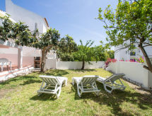 Holiday home Azul (ABU145)