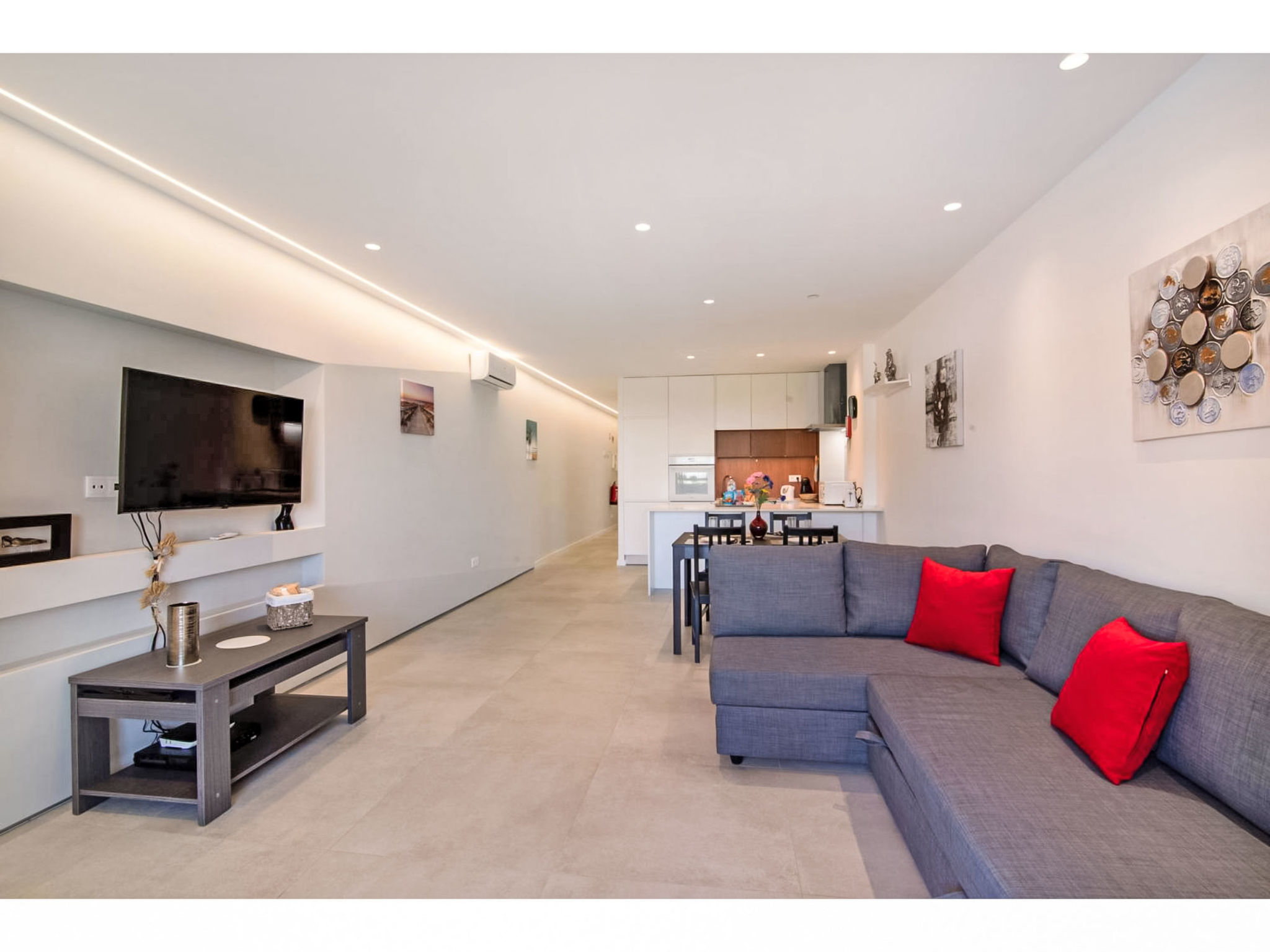 Photo of Max Tropical - Sunny Way