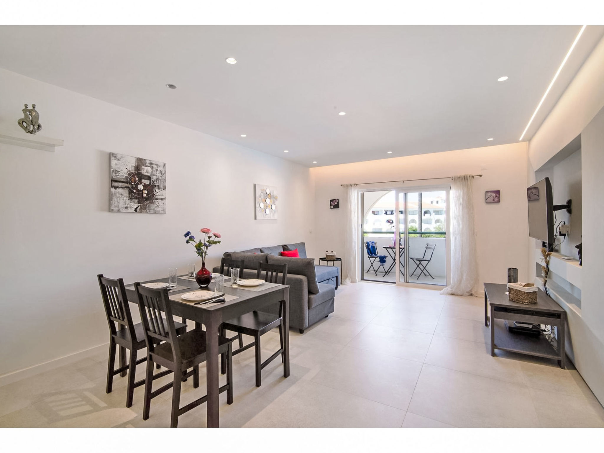 Photo of Max Tropical - Sunny Way